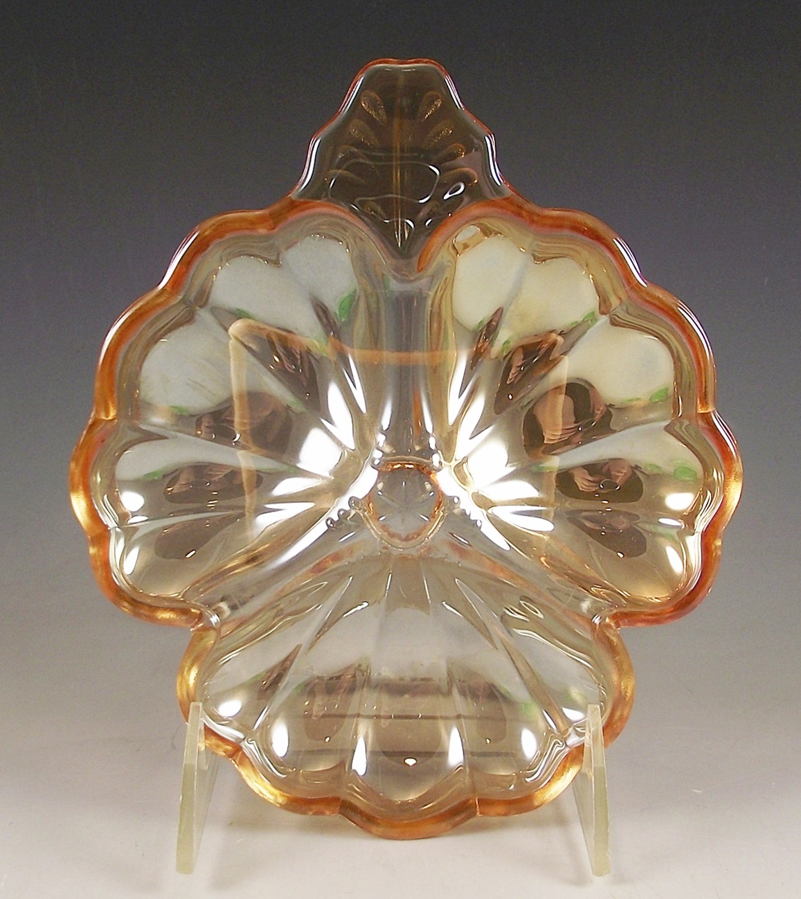 Vintage glass items.