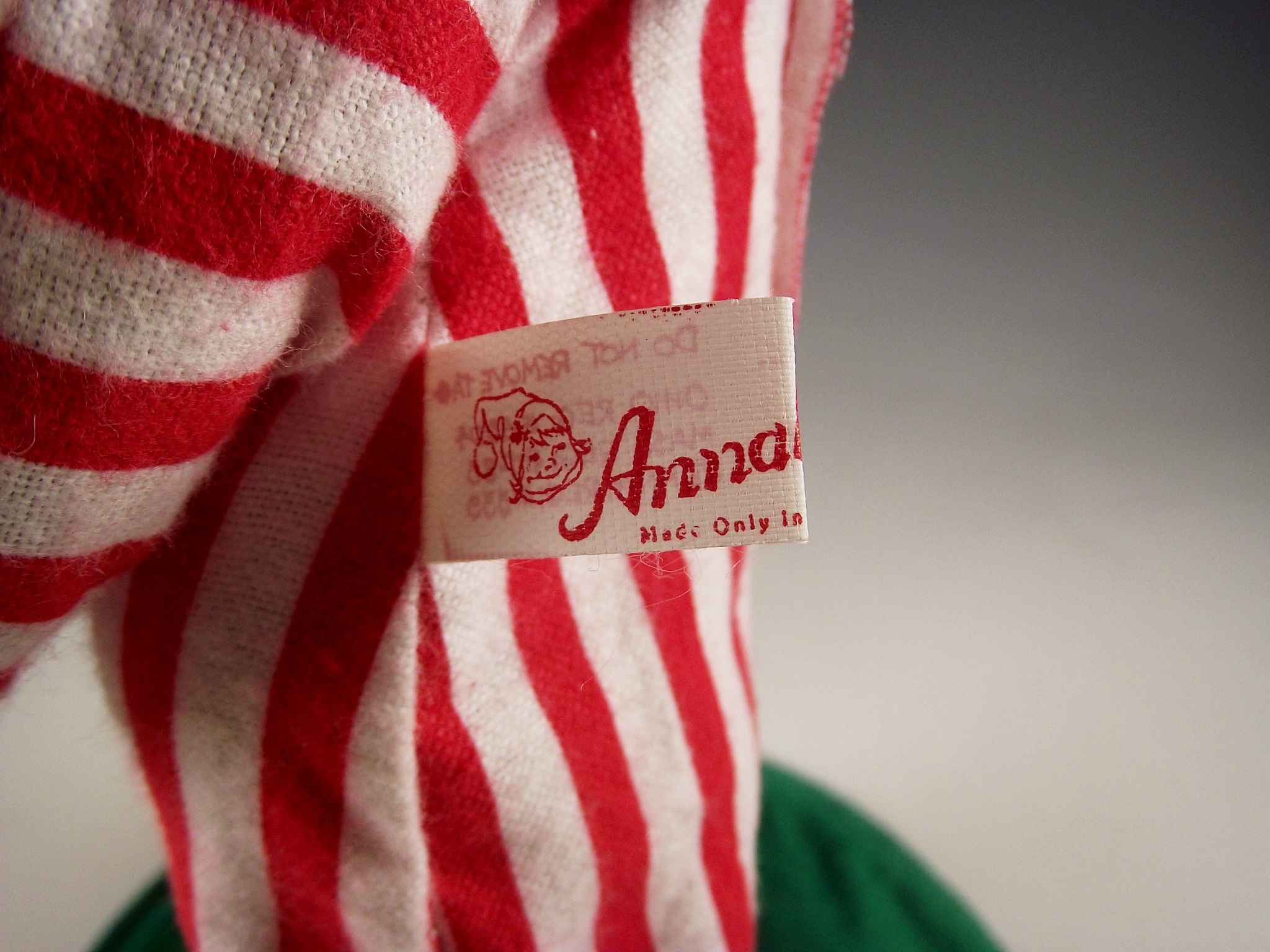 Annalee Mobiltee Dolls, Inc. bear.