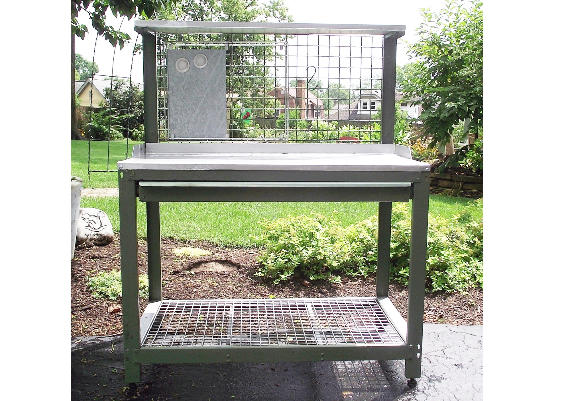 Smith and Hawken's potting stand.