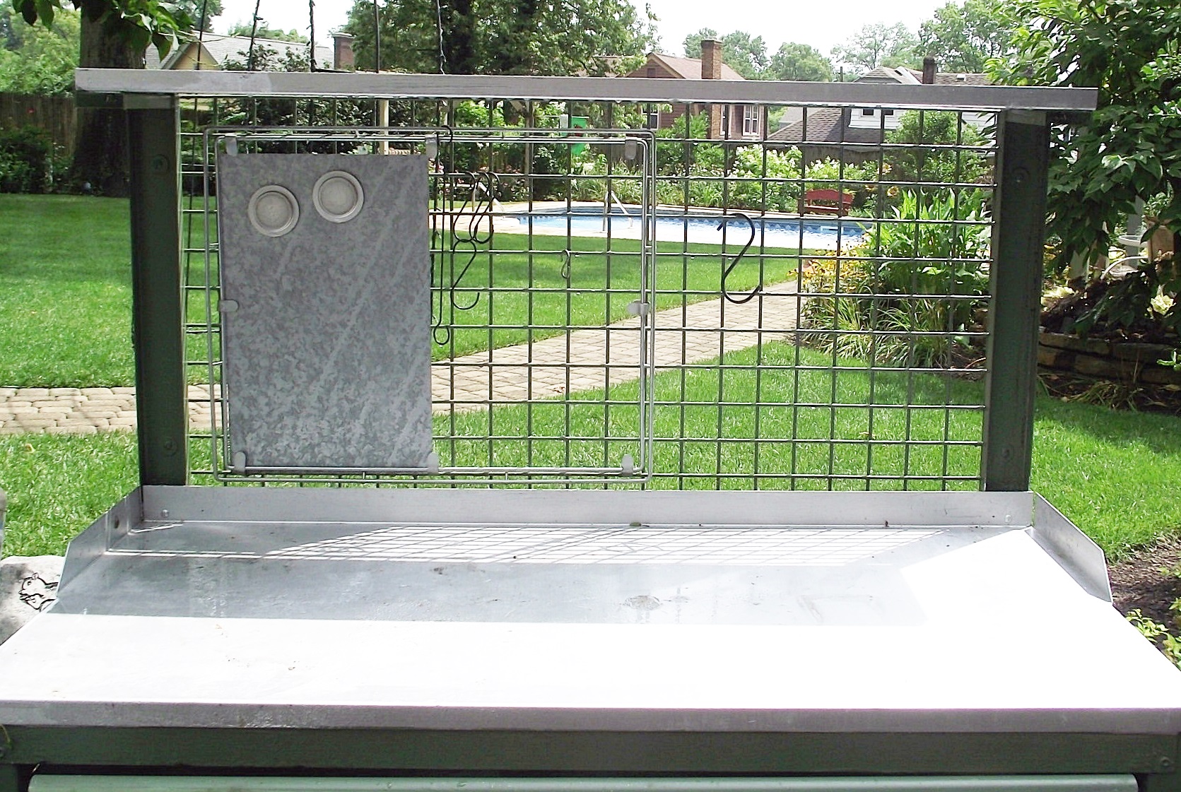 Smith and Hawken's potting stand.