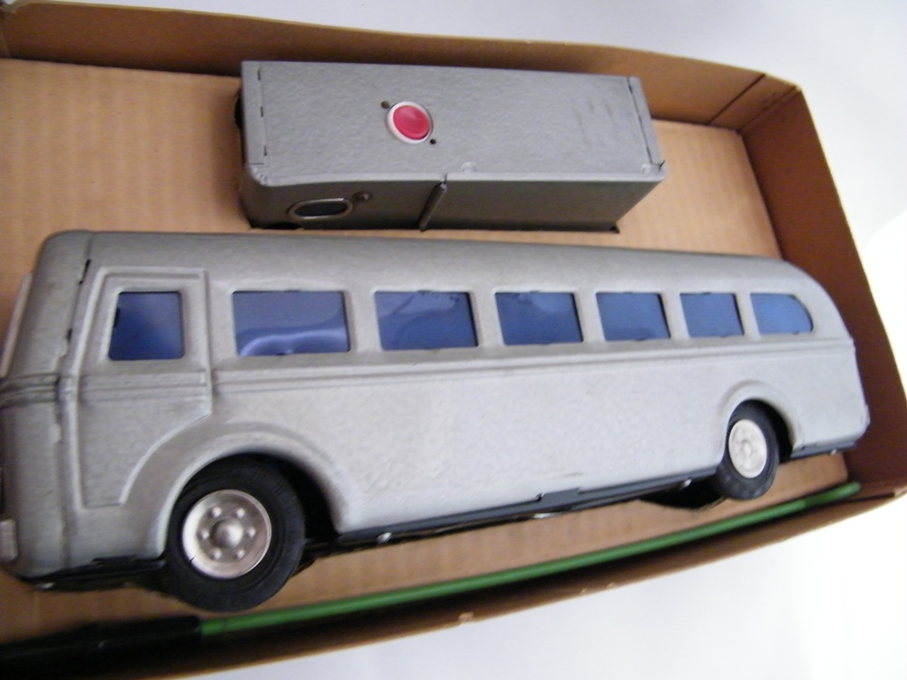 Radicon Radio-Controlled Bus