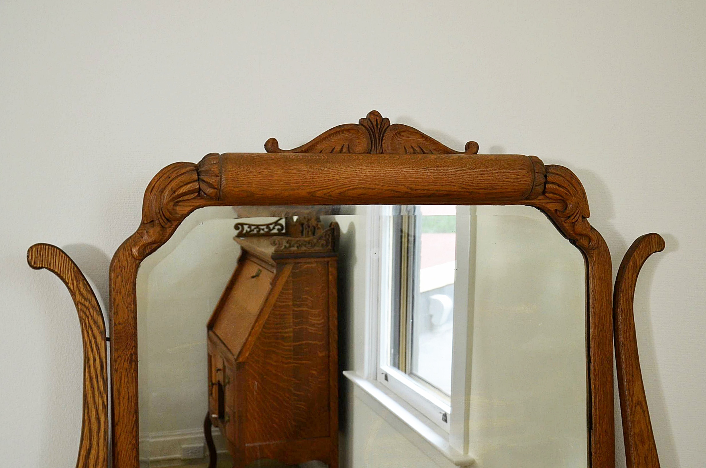 Circa late 1800s oak mirror top dresser.
