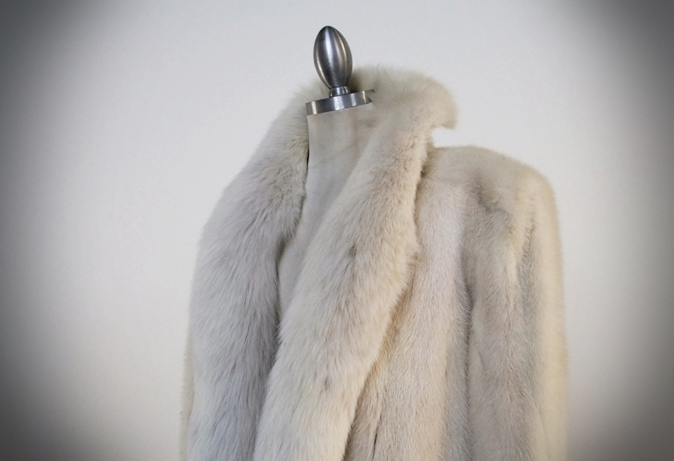 Vintage Genuine Blonde Mink Fur Jacket 