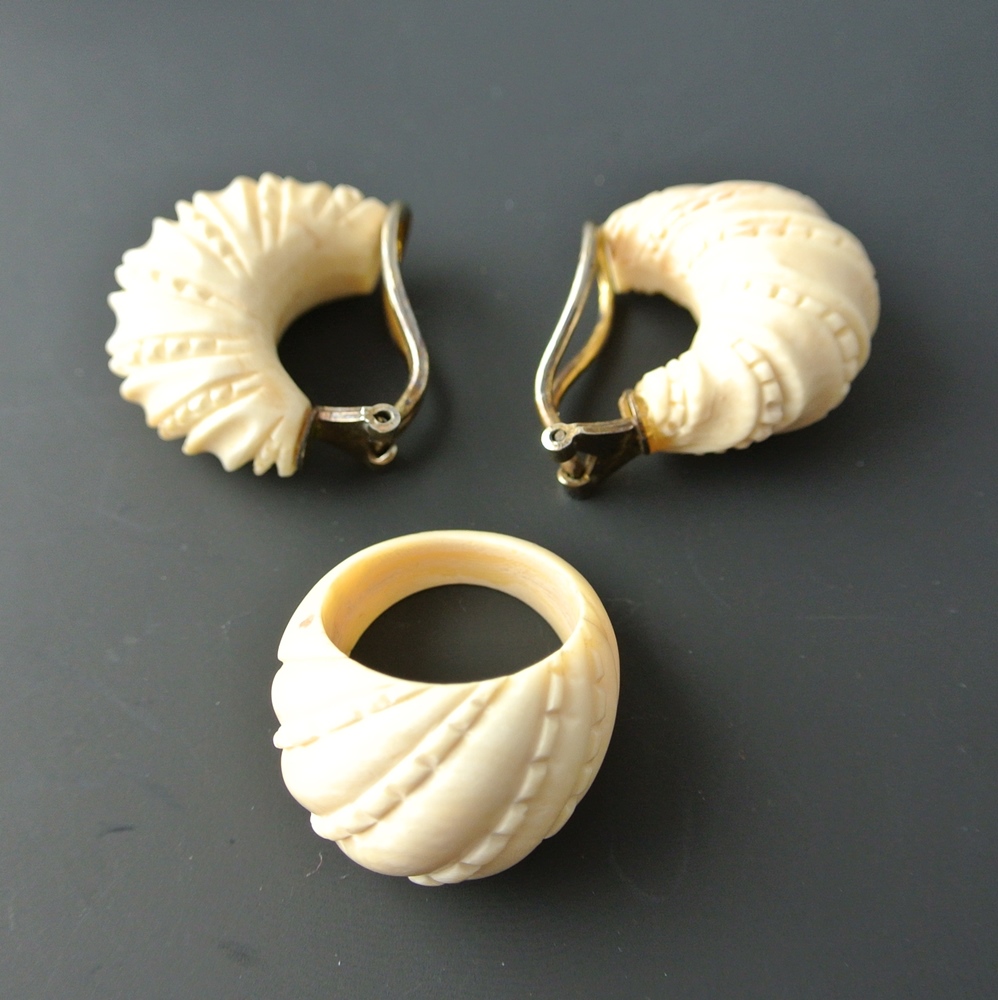Vintage Real Ivory Jewelry Set