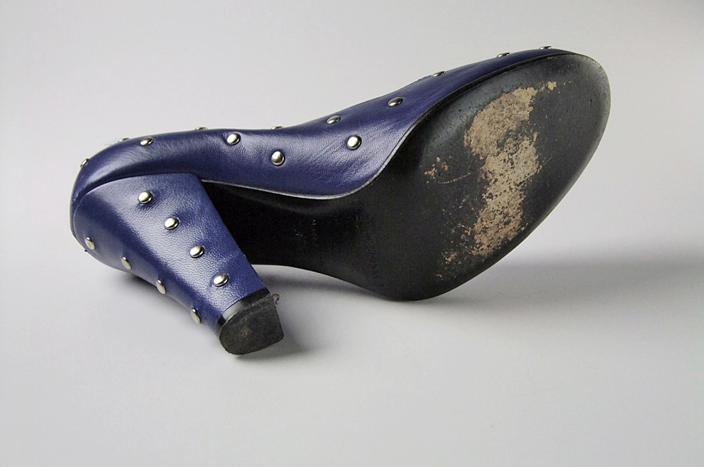  Marc Jacobs Royal Blue Leather Heels With Silvertone Studs