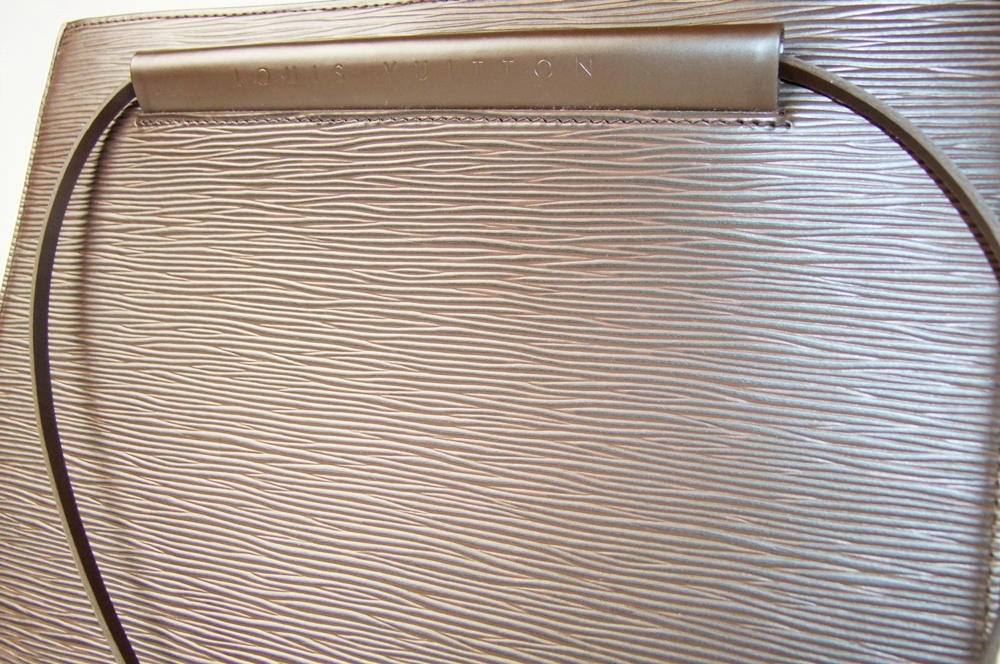 Louis Vuitton Brown Epi Leather Shoulderbag