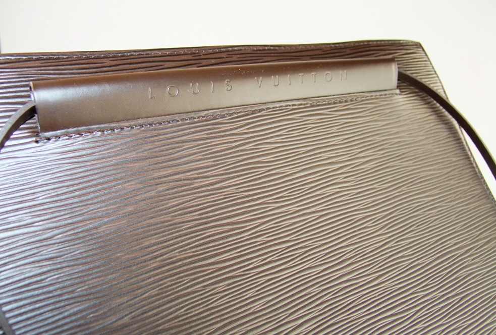 Louis Vuitton Brown Epi Leather Shoulderbag