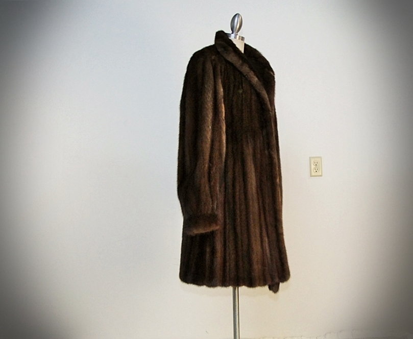 Natural Brown Genuine Mink Fur Coat