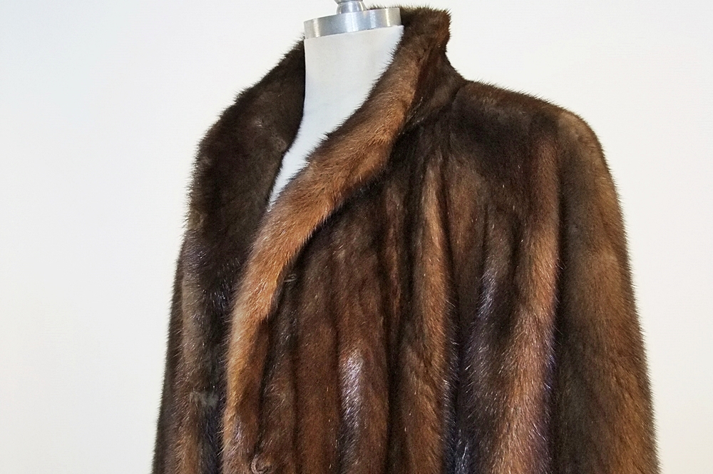 Natural Brown Genuine Mink Fur Coat