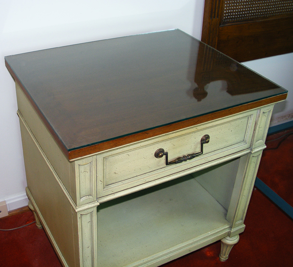 Henredon Night Stand