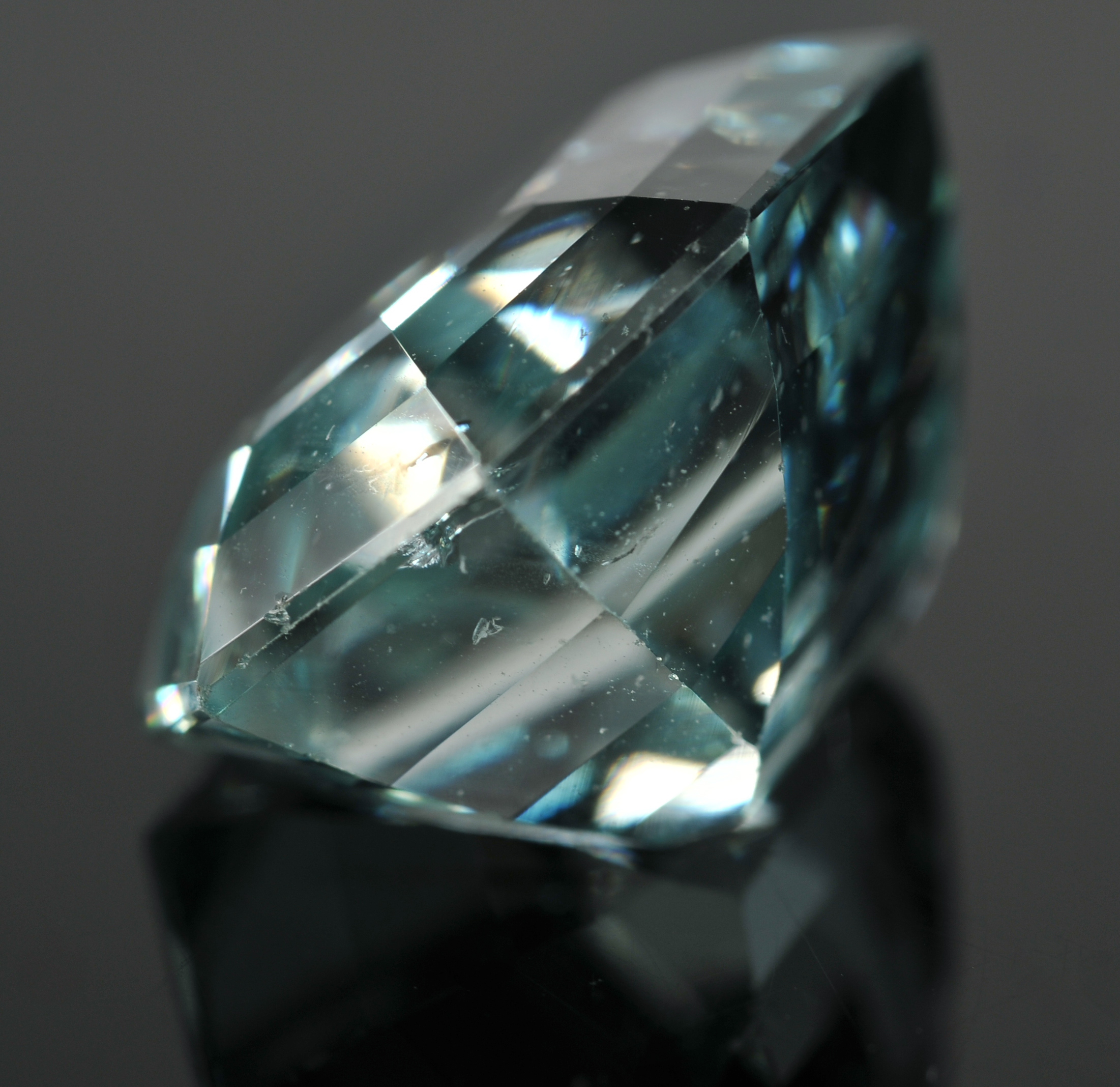 Fantasy Cut 21.70 Carat Aquamarine Gemstone 