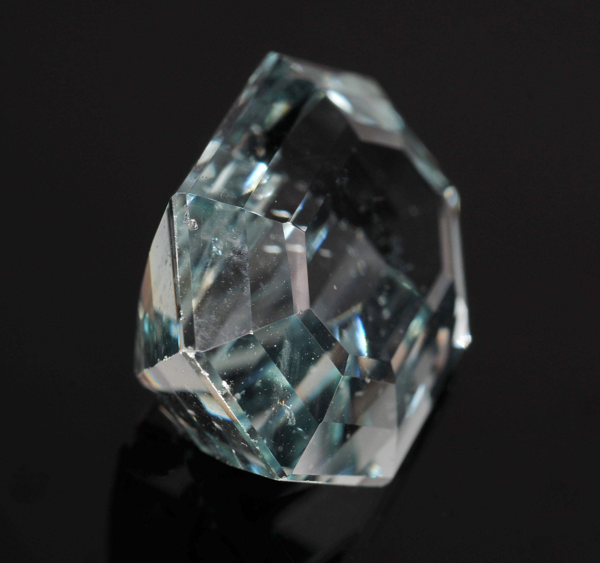 Fantasy Cut 21.70 Carat Aquamarine Gemstone 