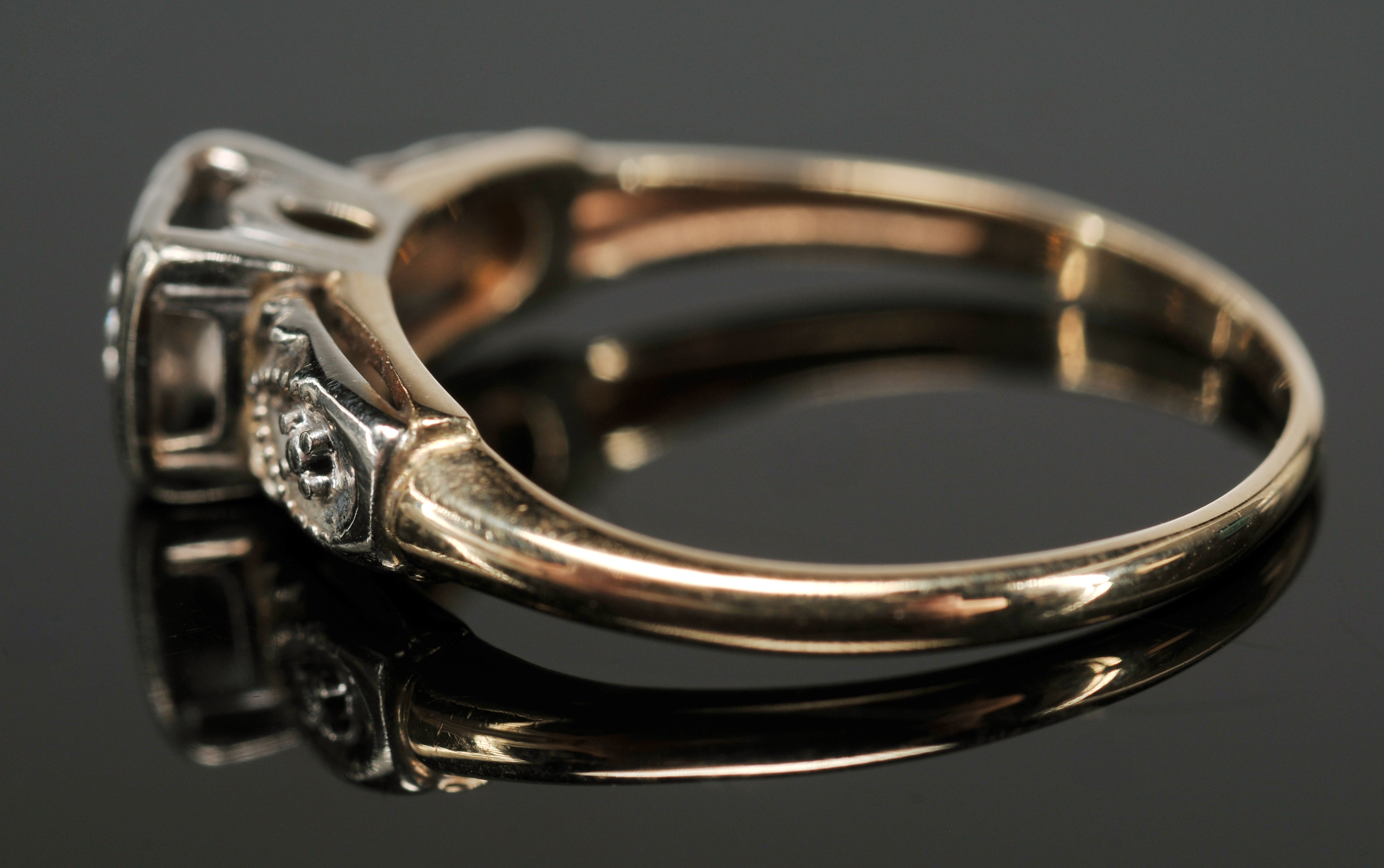 14 K two Tone Gold And Diamond Ring