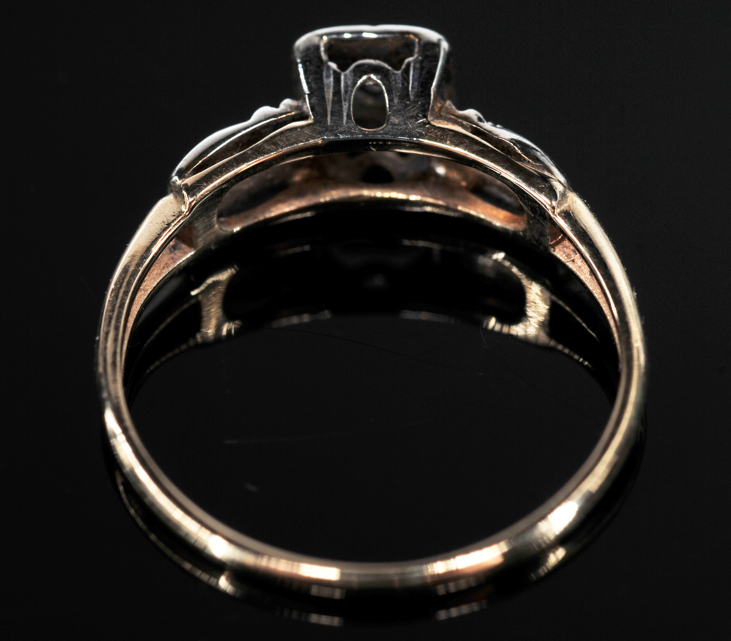 14 K two Tone Gold And Diamond Ring