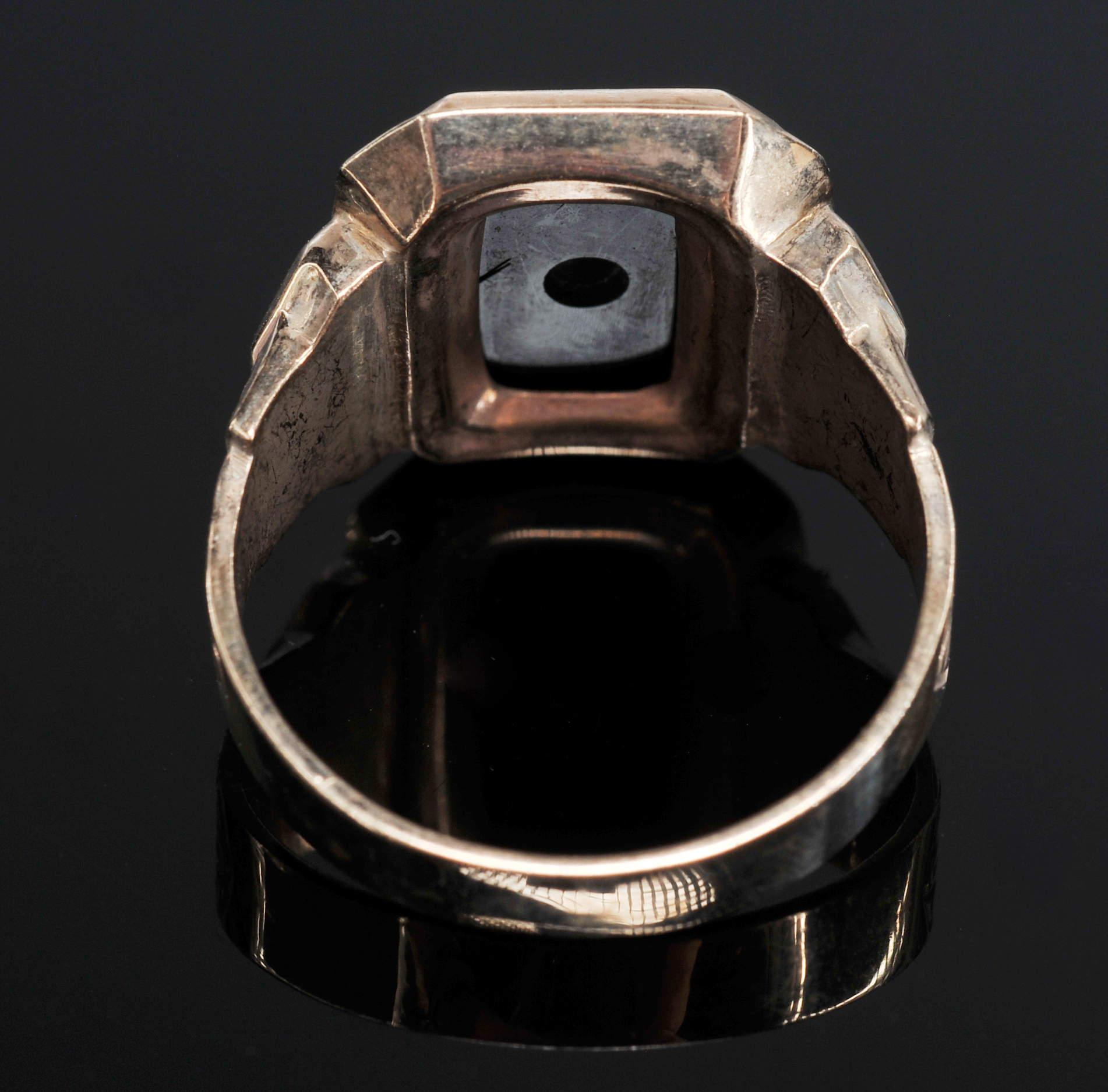 Gentleman's 10 K Yellow Gold Black Onyx Ring 