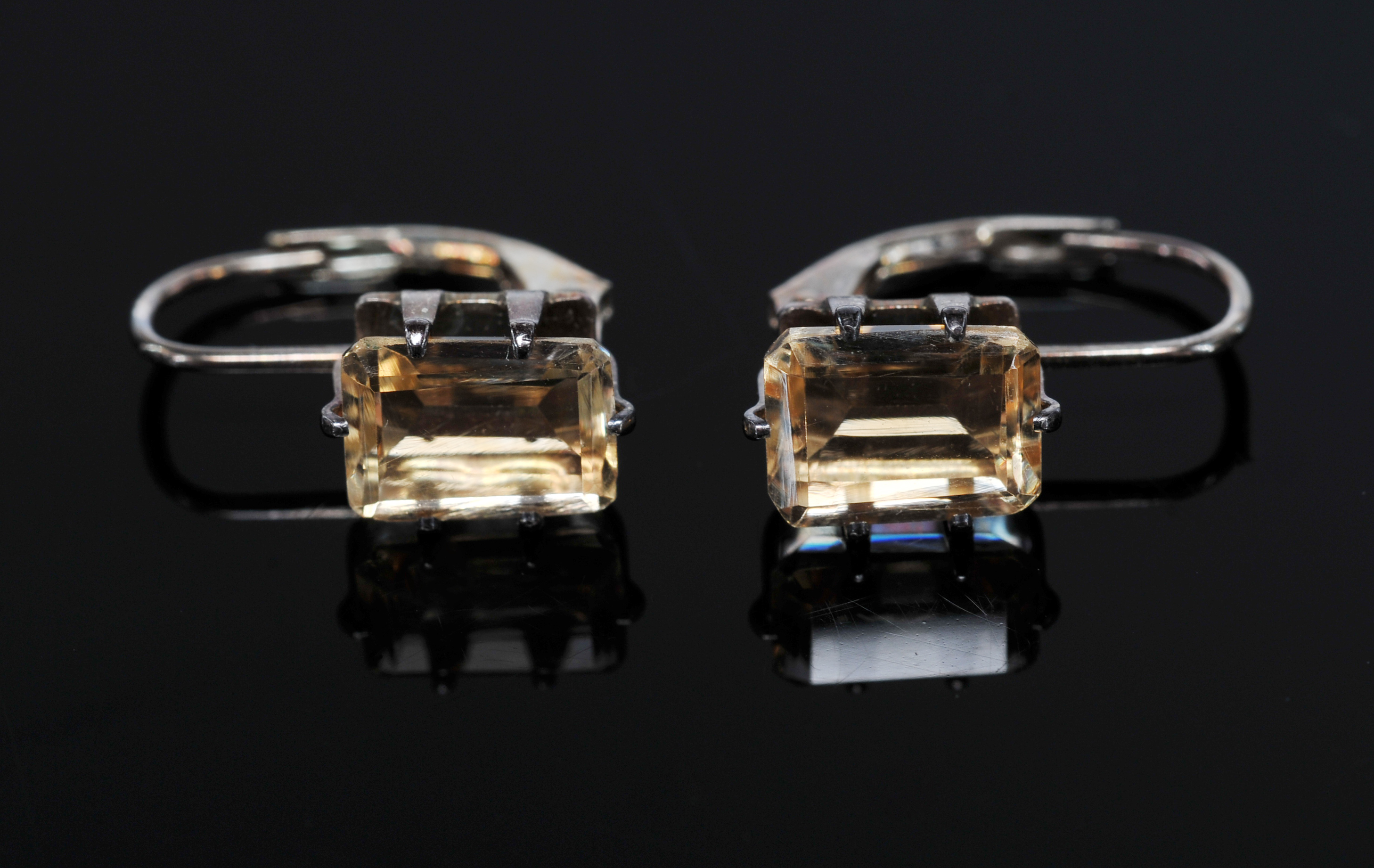 Lady's Sterling Silver Yellow Quartz Pendant Necklace And Earrings