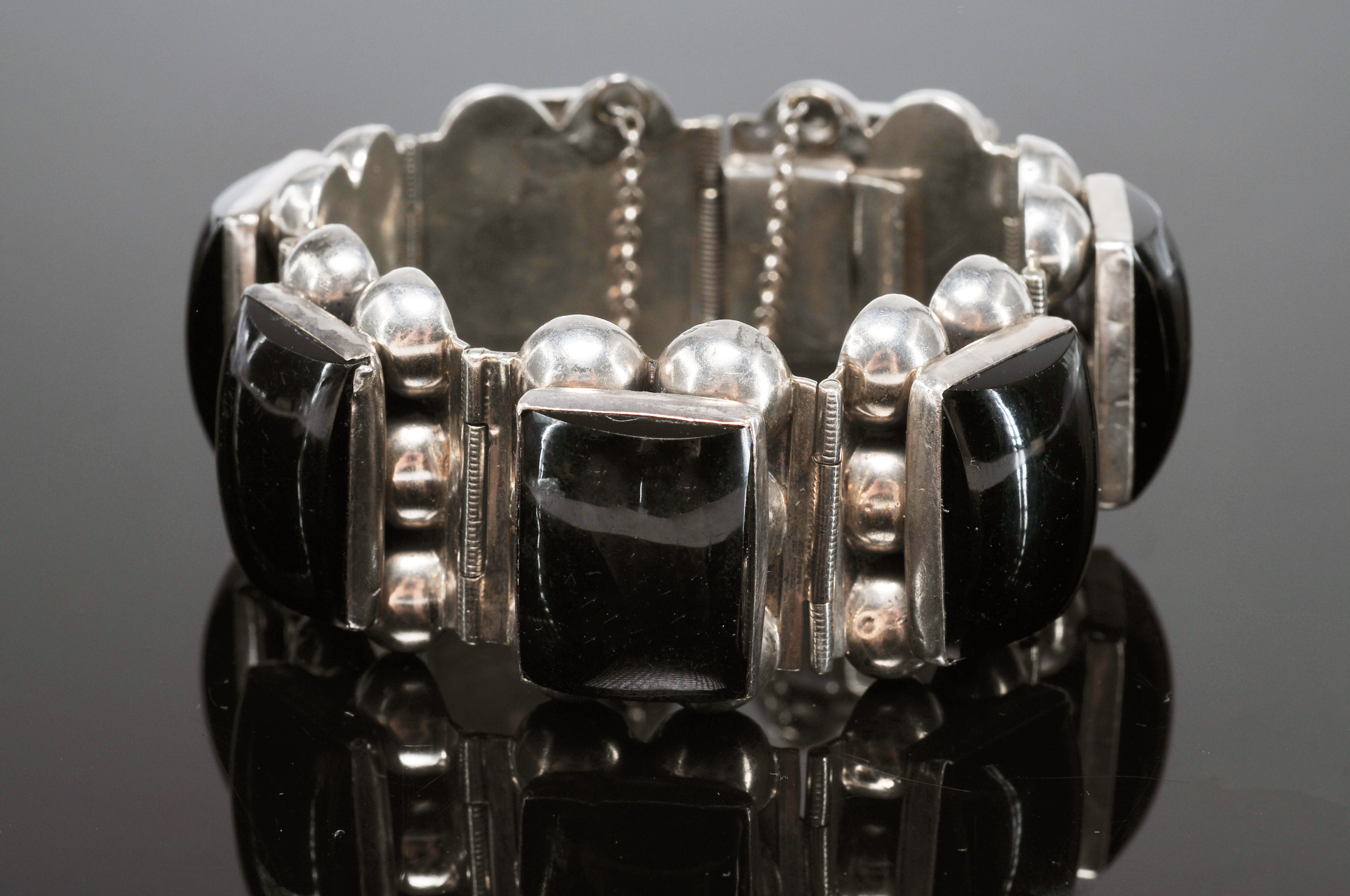 Vintage Mexican silver and black onyx bracelet 