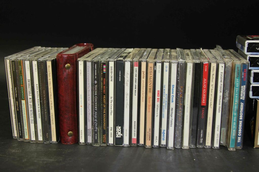 Mixed Lot of Tapes, CD's and more