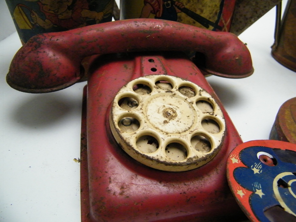 Vintage Tin Toys