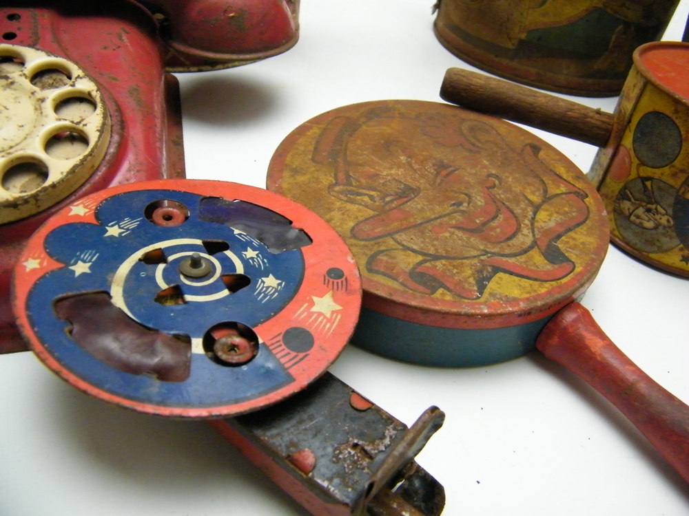 Vintage Tin Toys