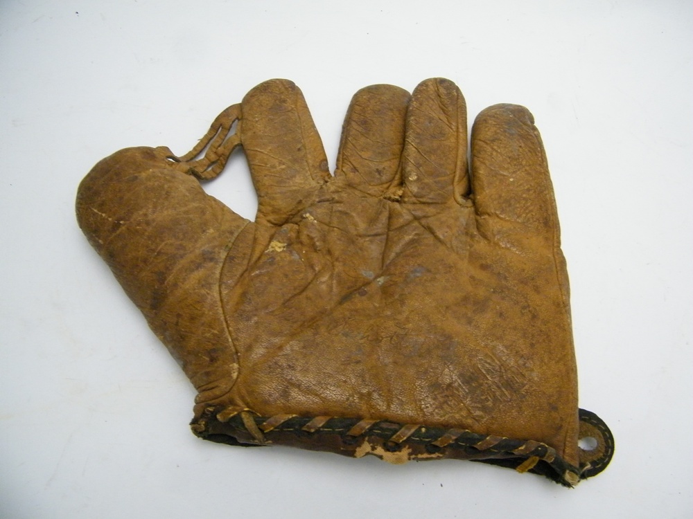 Vintage Child's Mitt