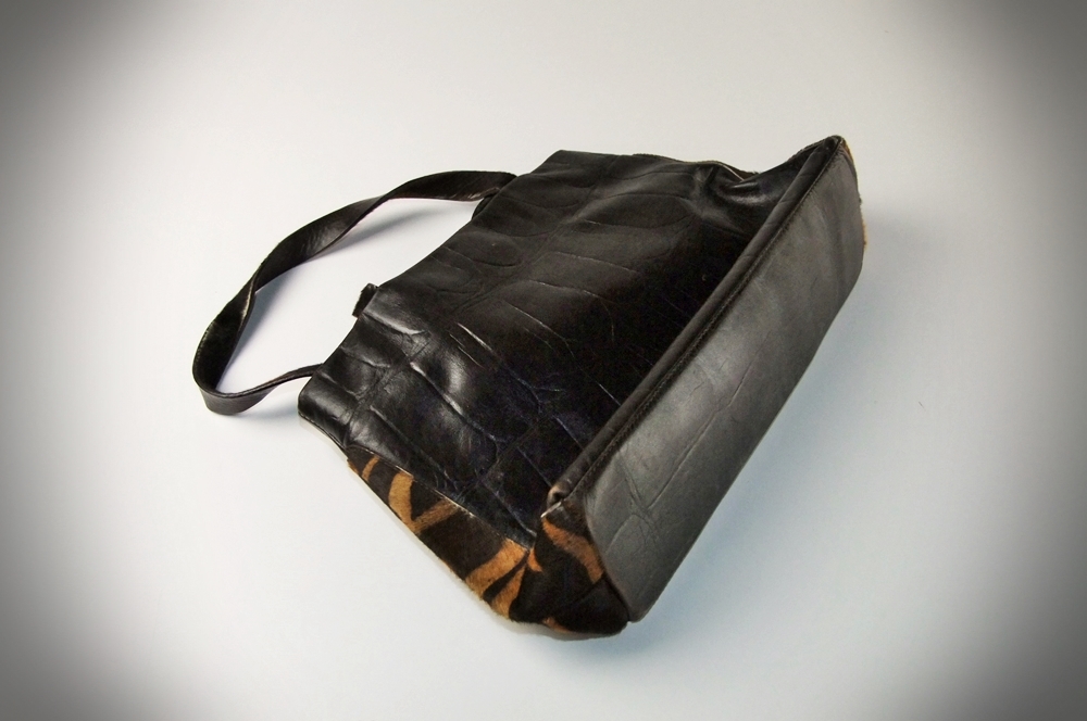  Falore Le Borse Genuine Leather And Fur Hide Handbag 