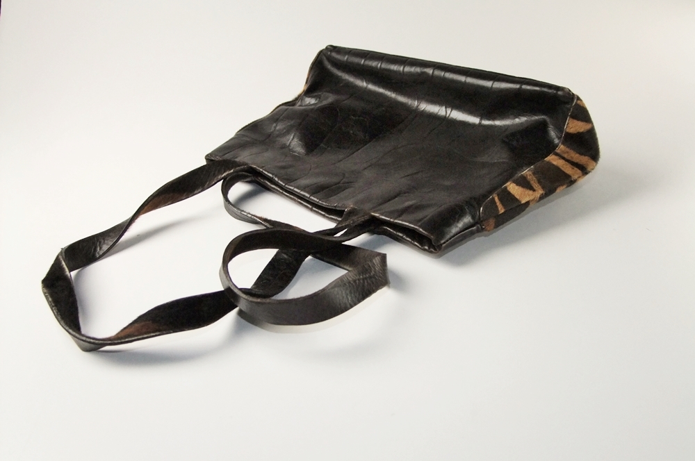  Falore Le Borse Genuine Leather And Fur Hide Handbag 