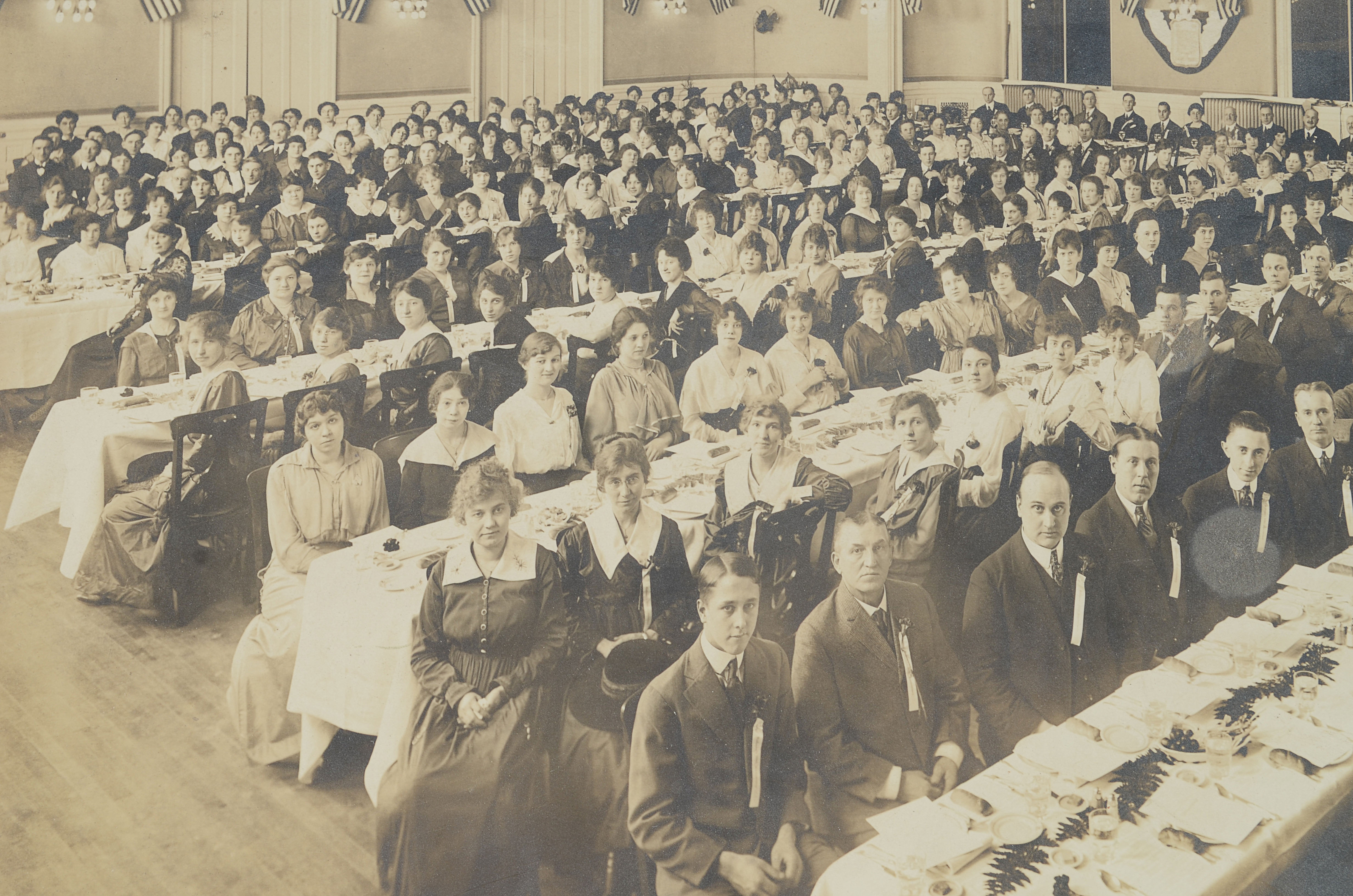 1917 Rollman & Sons Company Photo