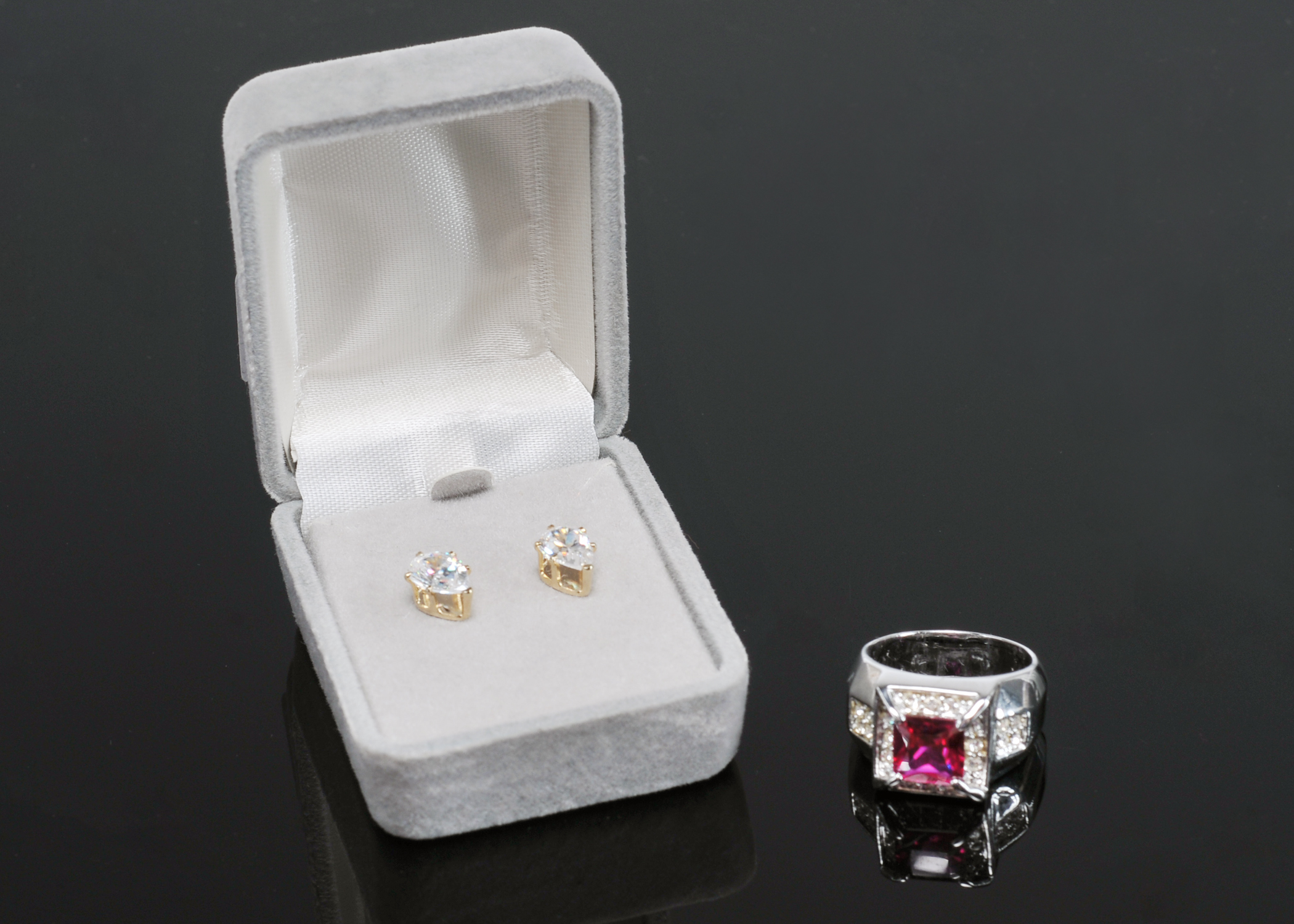 Lady's Costume Post Earrings And Ring With Simulated Stones