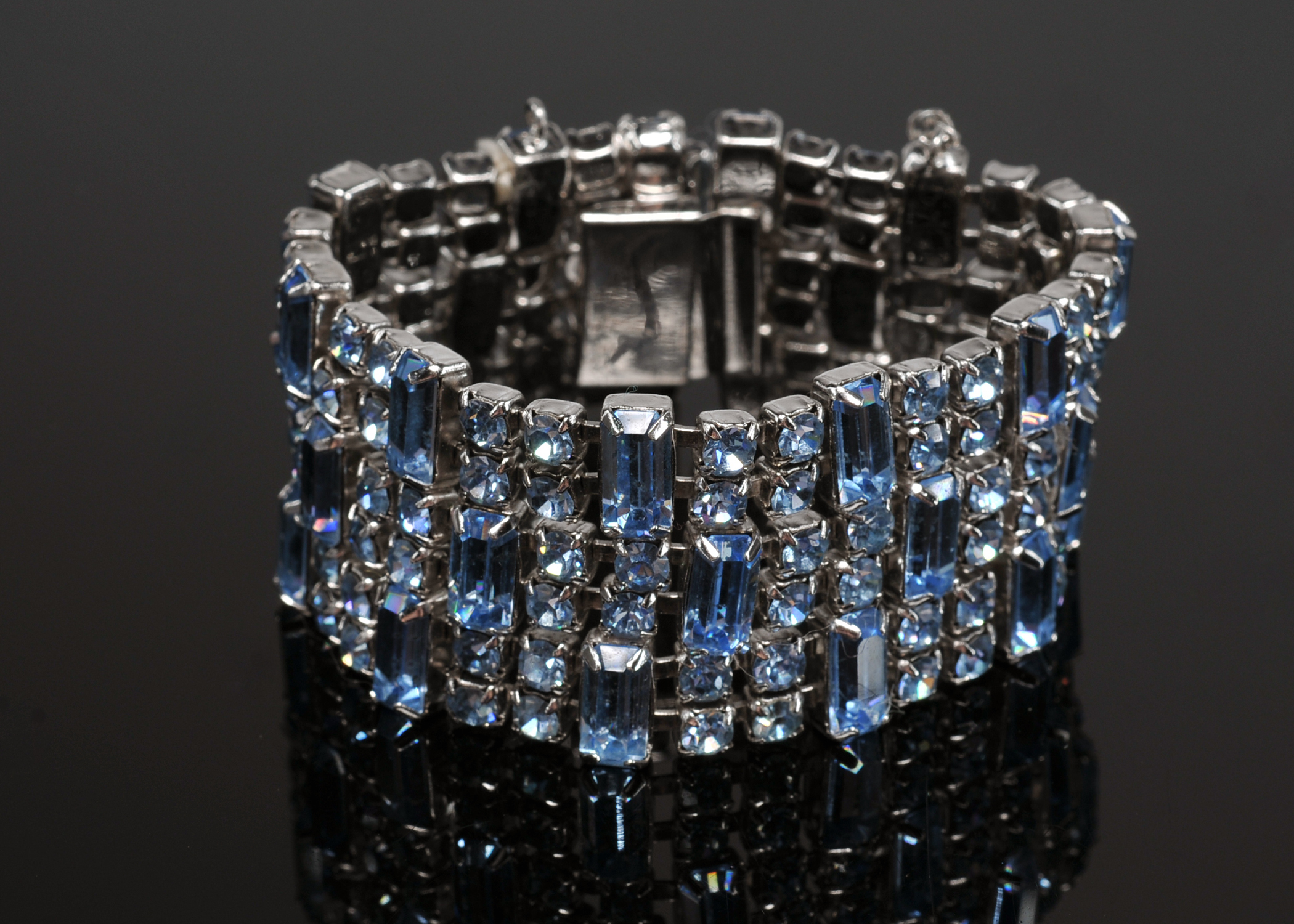Stunning Vintage Weiss Bracelet 