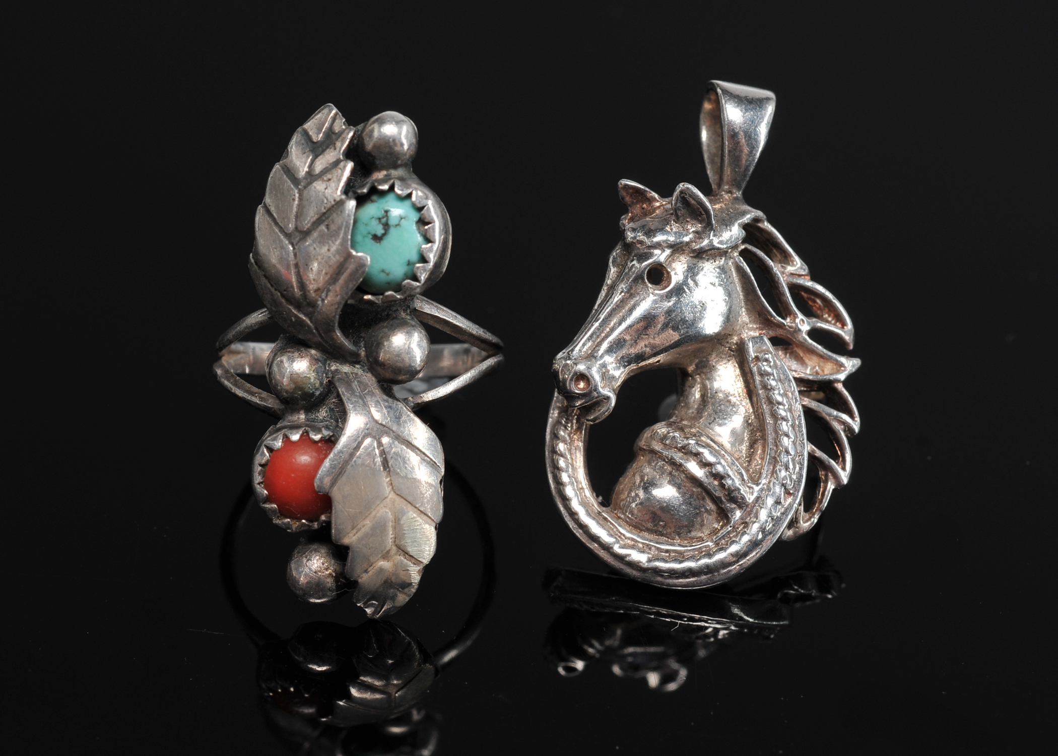 Native American Navajo Silver Ring With Turquoise And Coral 