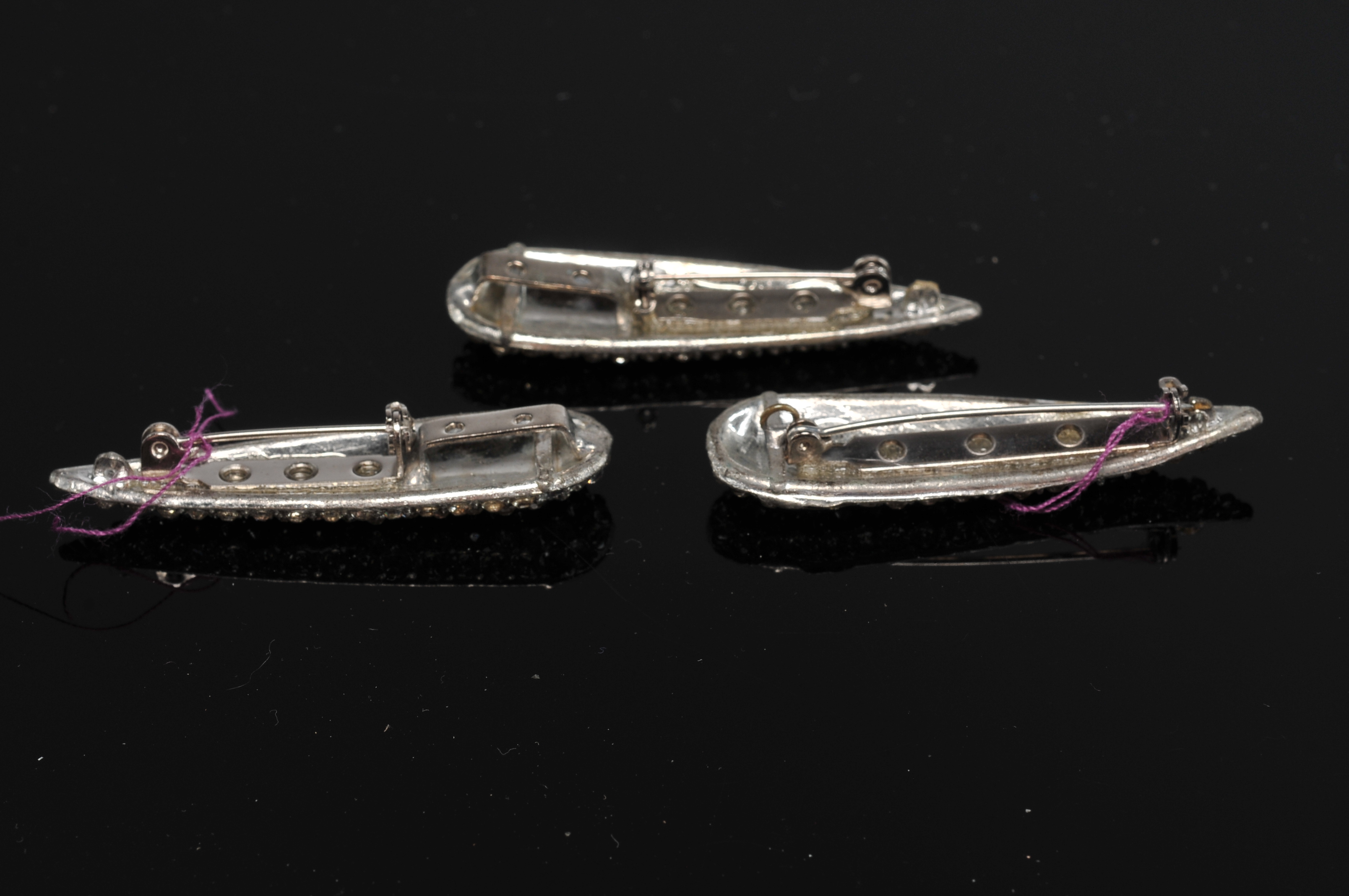 (20) Vintage Rhinetone Brooches And Dress Clips