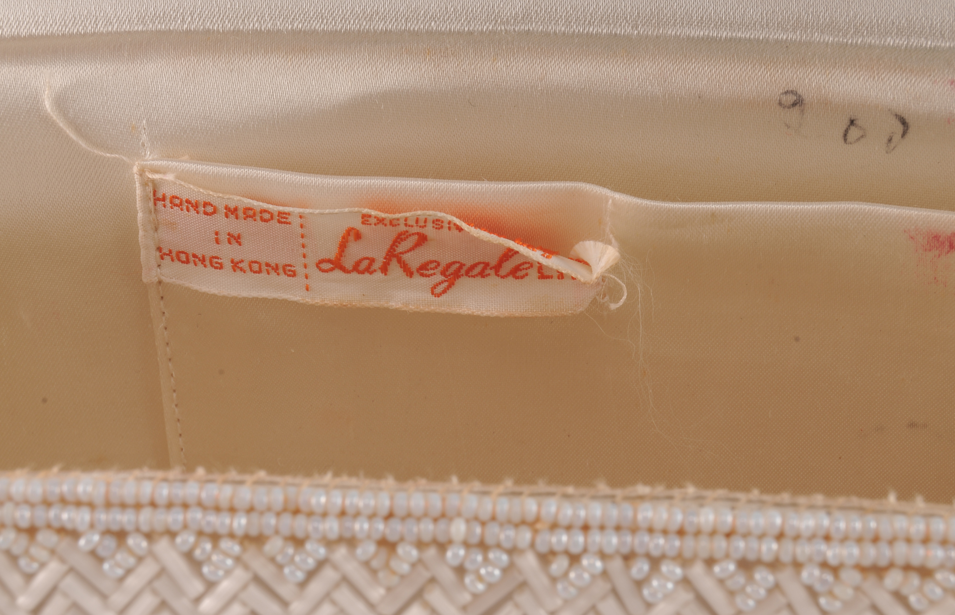 Vintage La Regale Hand Beaded Box Purse