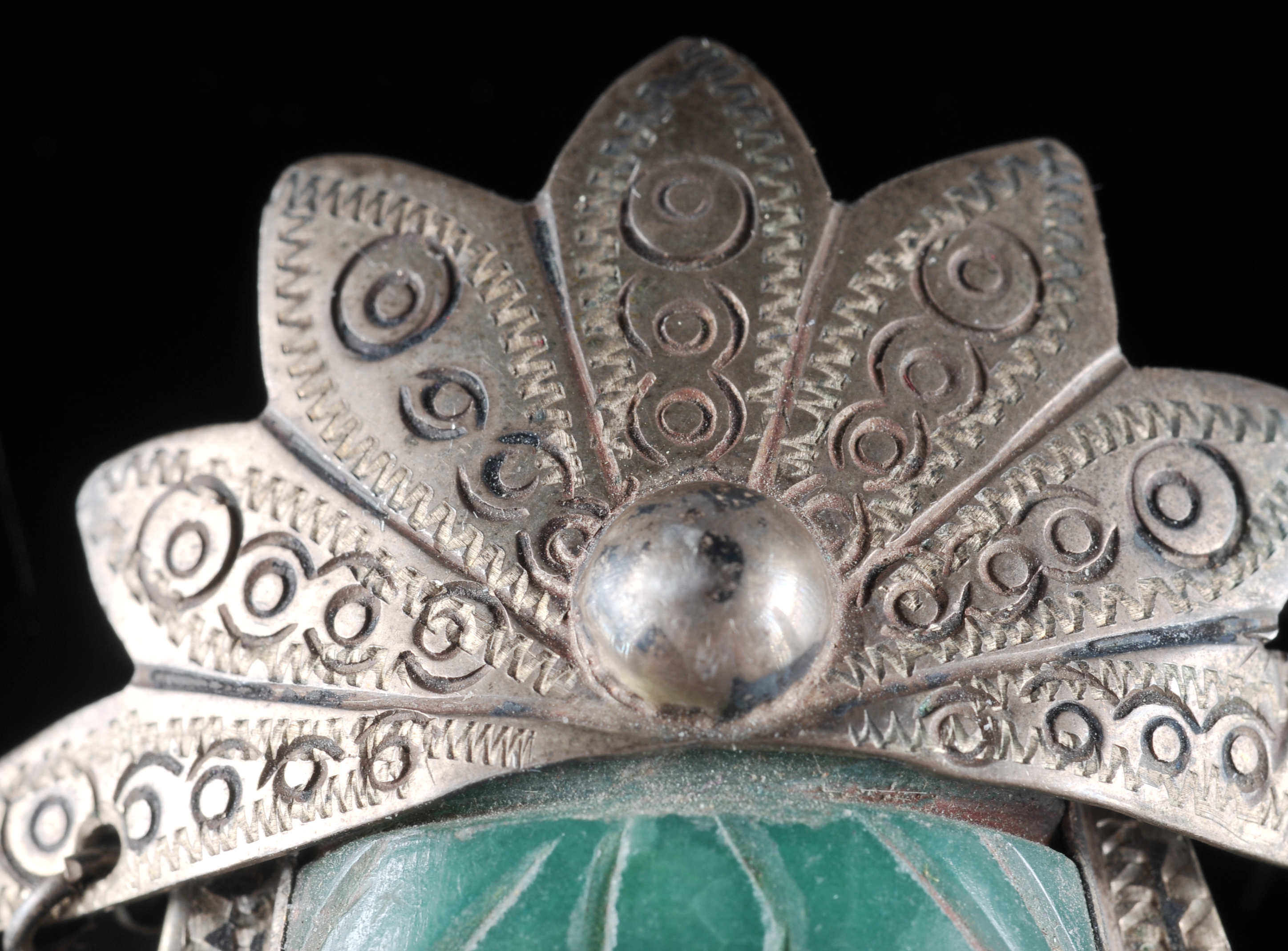 Mexican Silver Aztec Brooch With Carved Aventurine 