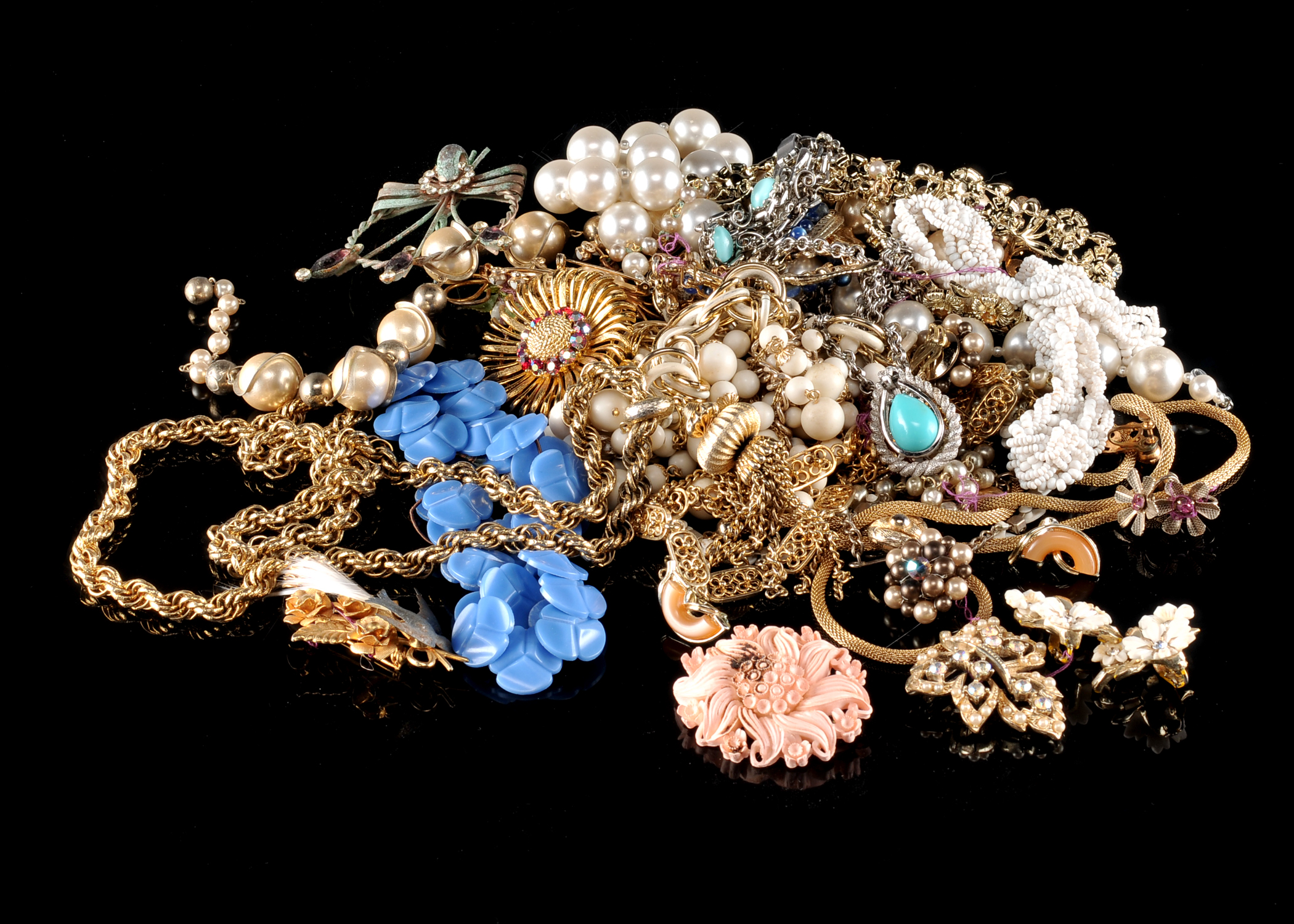 (30) Piece Collection Of Vintage Costume Jewelry 