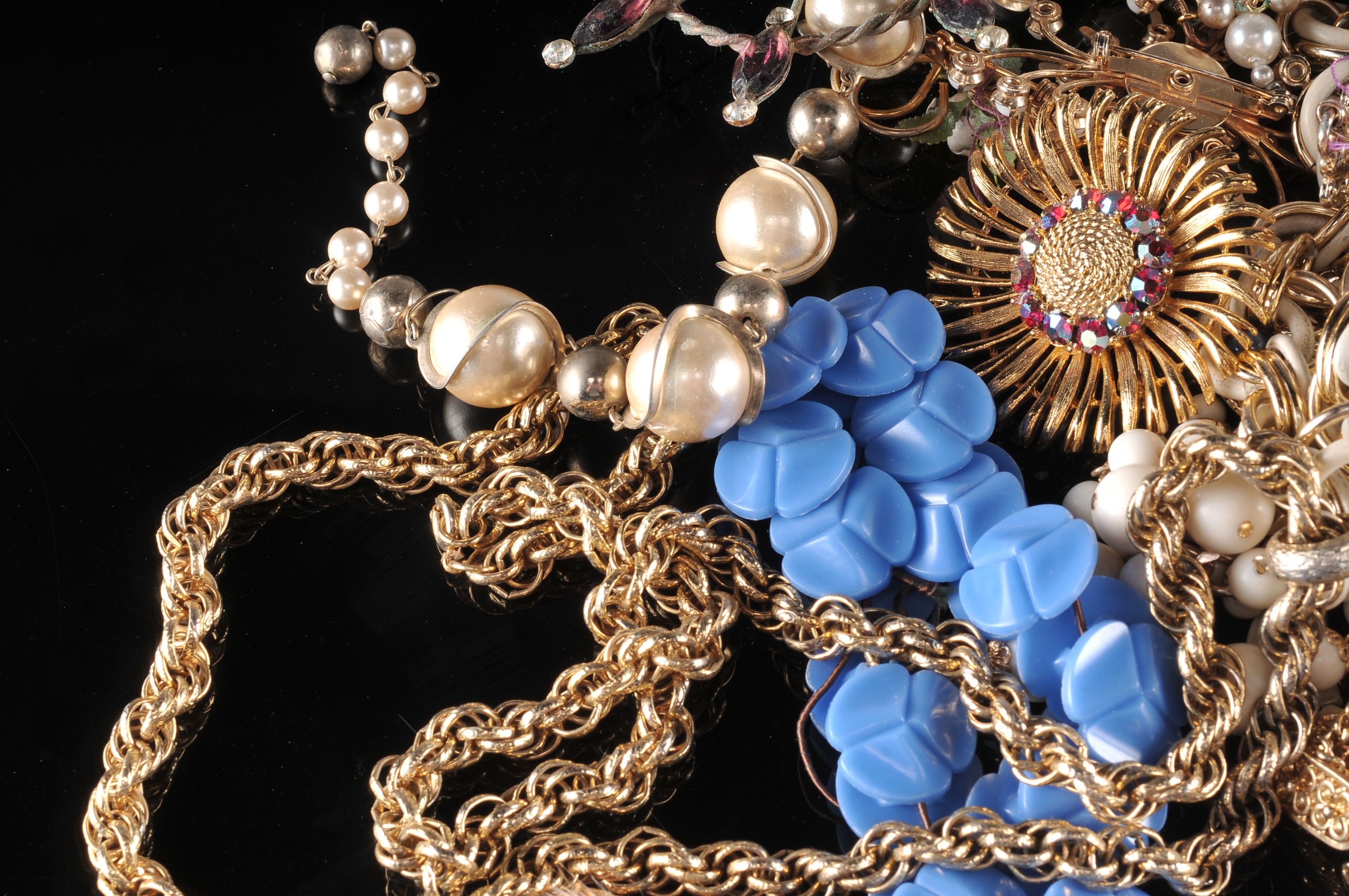 (30) Piece Collection Of Vintage Costume Jewelry 