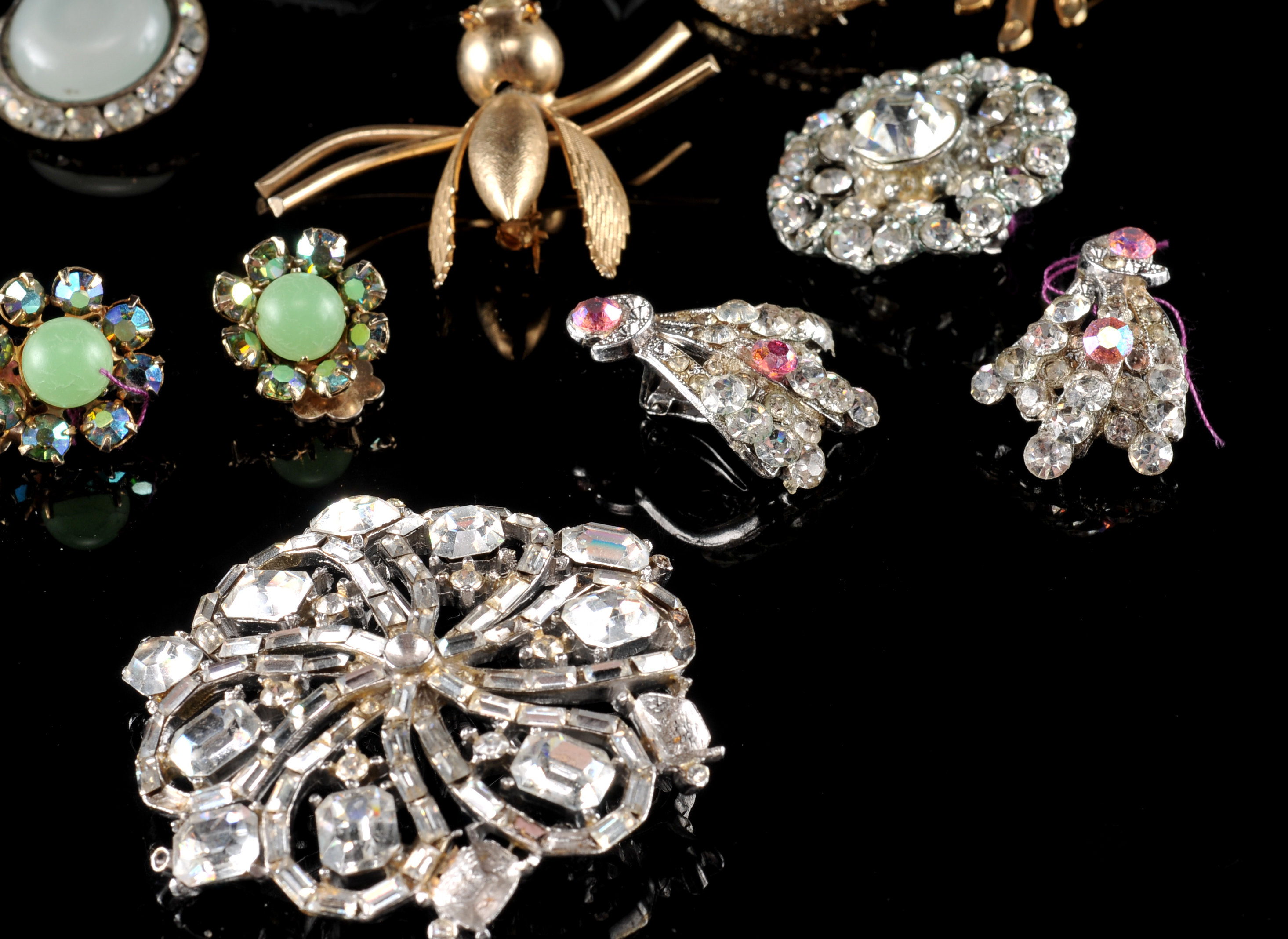 (20) Piece Collection Of Vintage Costume Jewelry