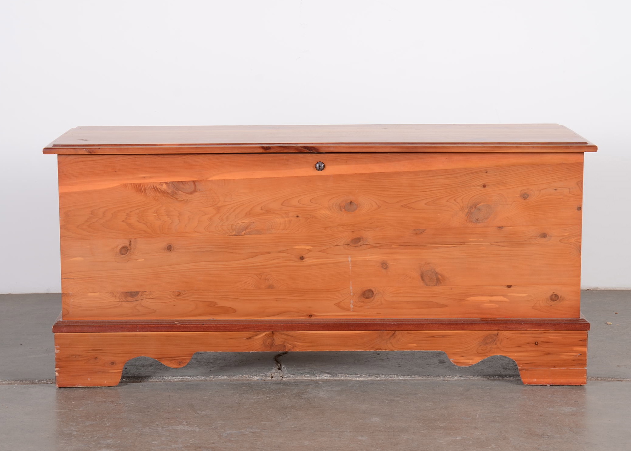 Lane Cedar Chest