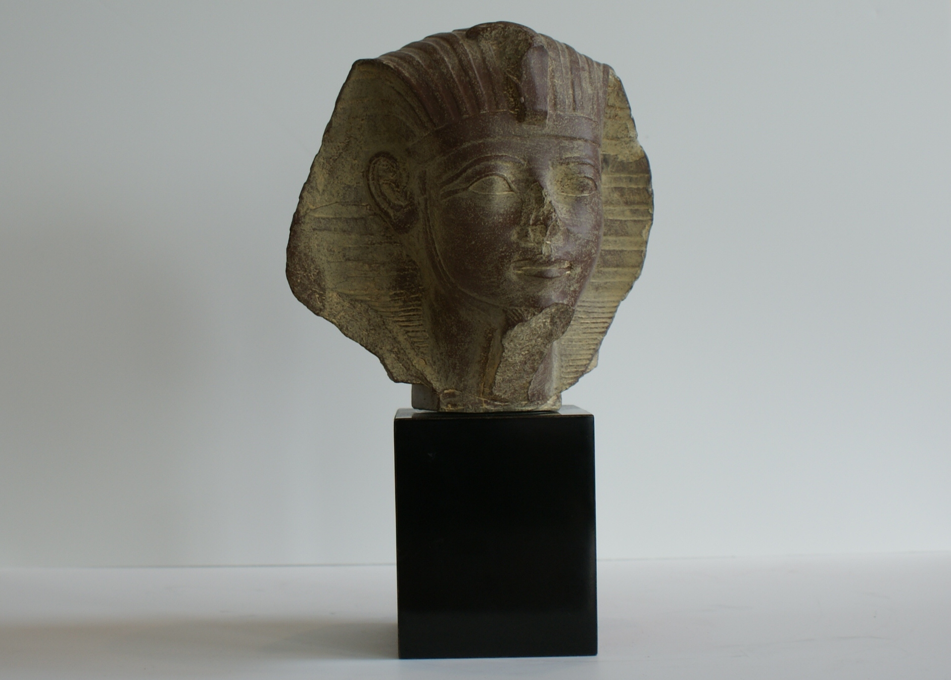 Austin 1977 Egyptian Bust