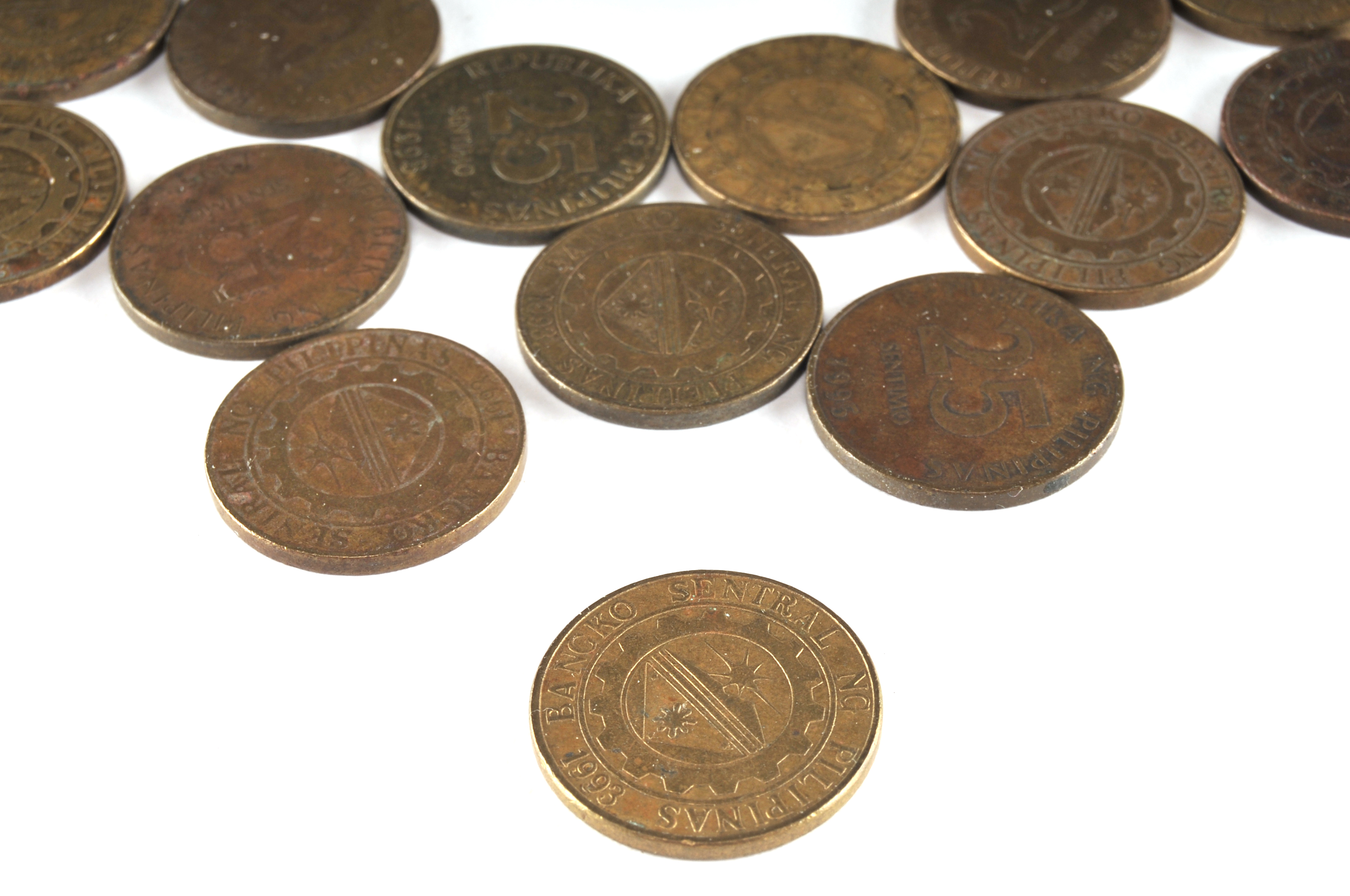 Group of (32) Twenty Five Sentimos coins from the Philippines