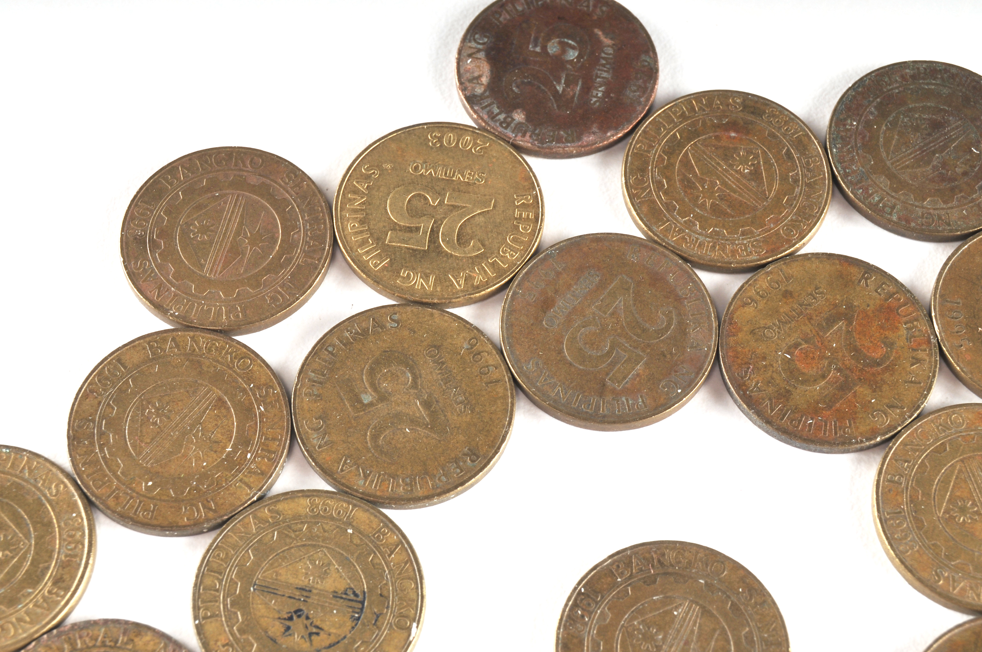 Group of (32) Twenty Five Sentimos coins from the Philippines