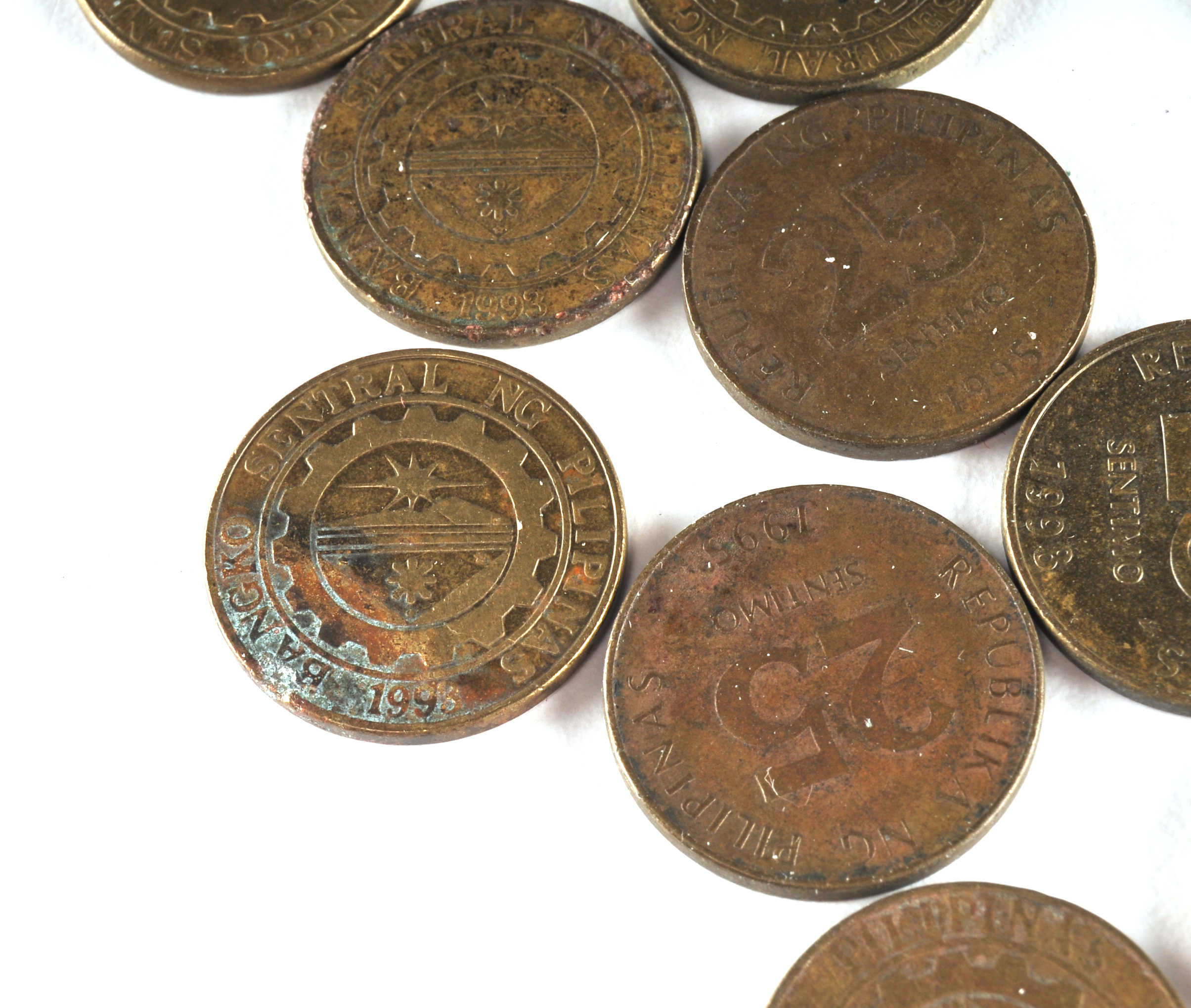 Group of (32) Twenty Five Sentimos coins from the Philippines