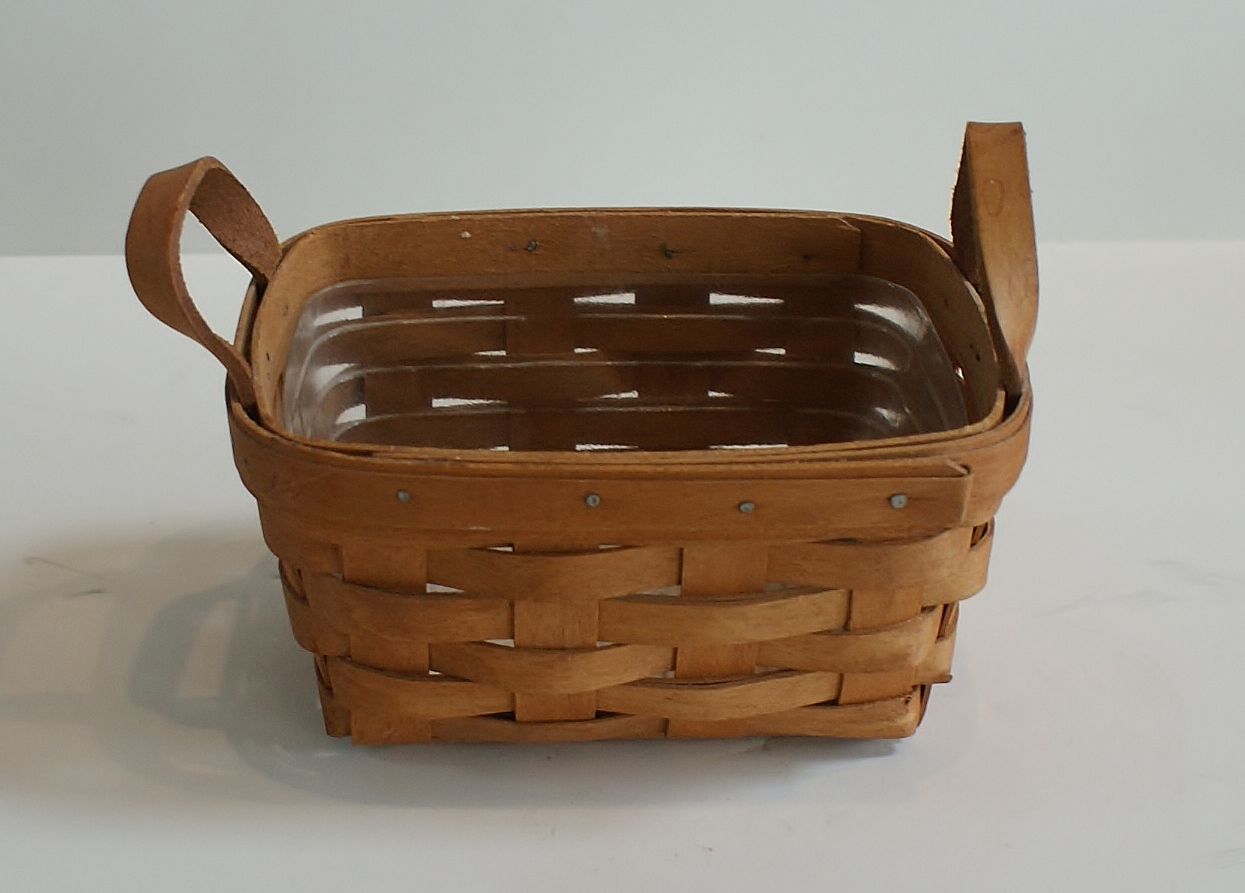 10740 Longaberger Tea Basket