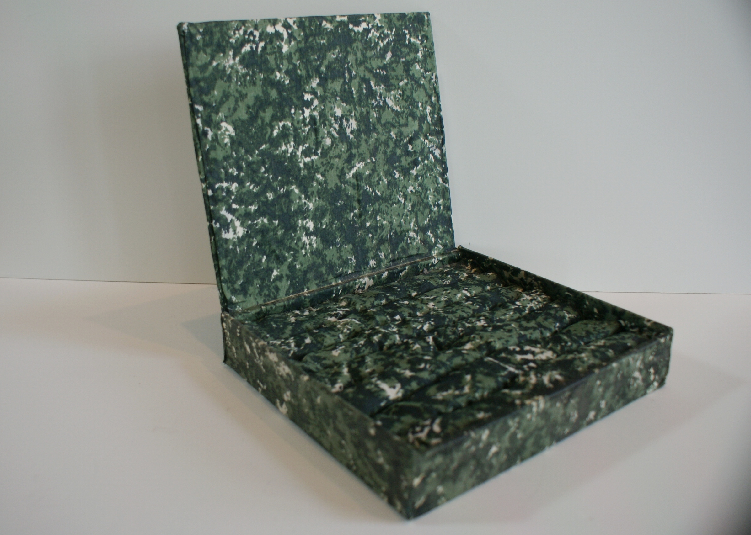 Vintage Green Silk Ring Box