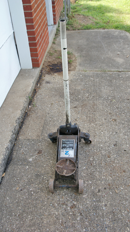 2 Ton Rolling Floor Jack