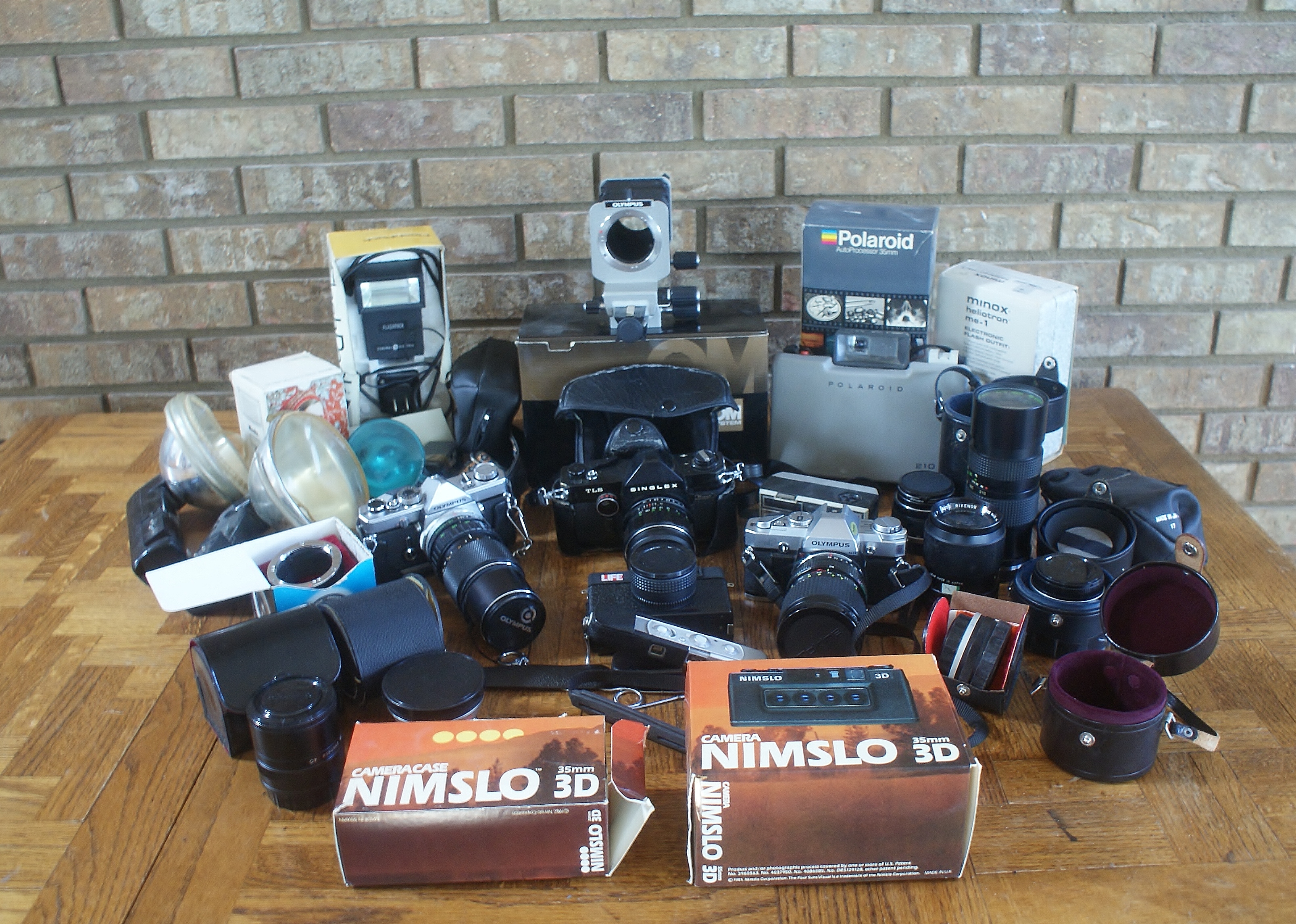Vintage Cameras and Flashes Lot
