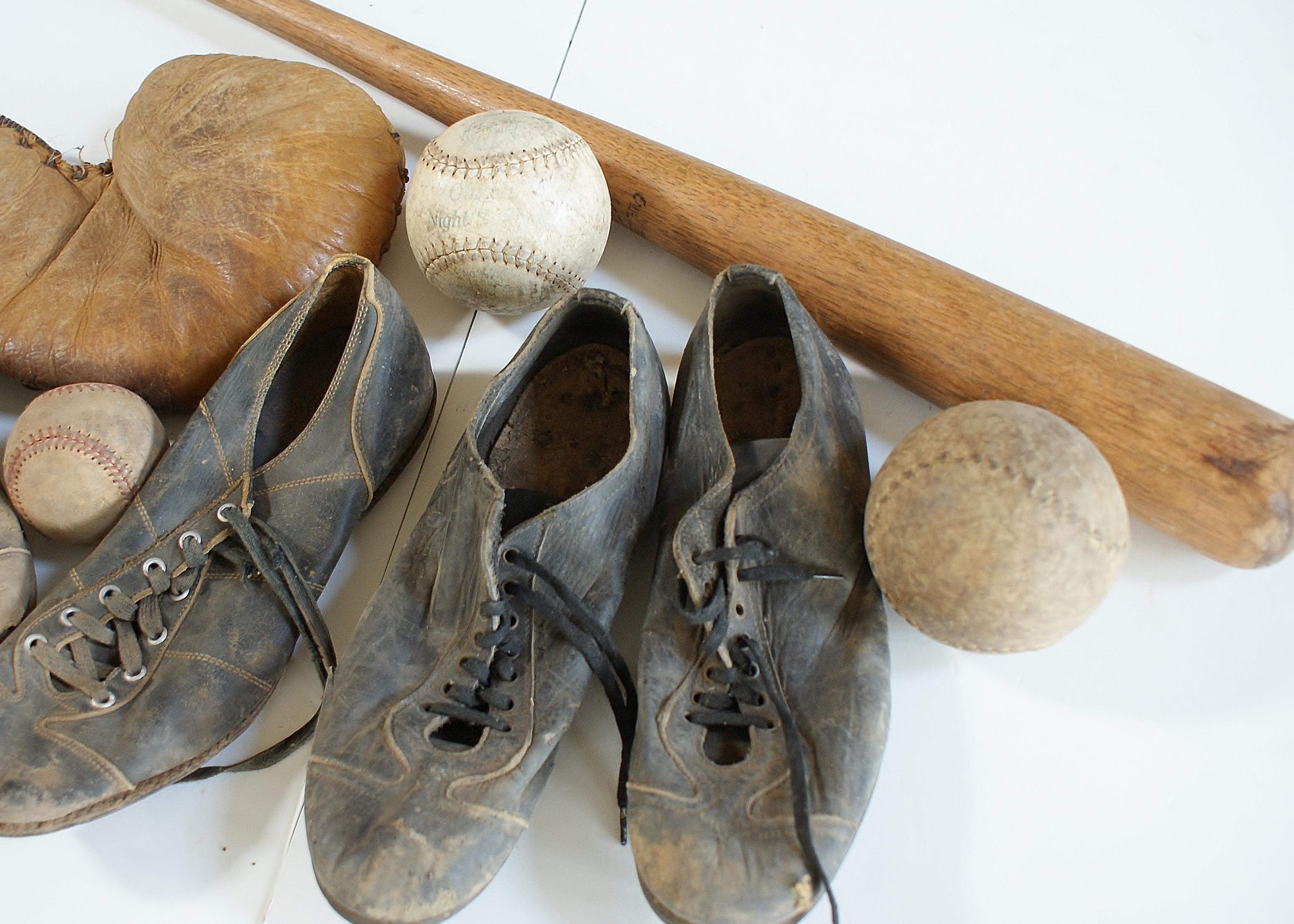 1950's Vintage Baseball Gear Lot