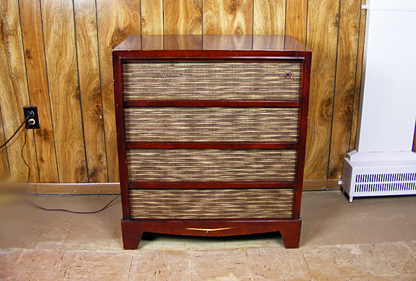 RCA Victor Turntable Stereo Cabinet