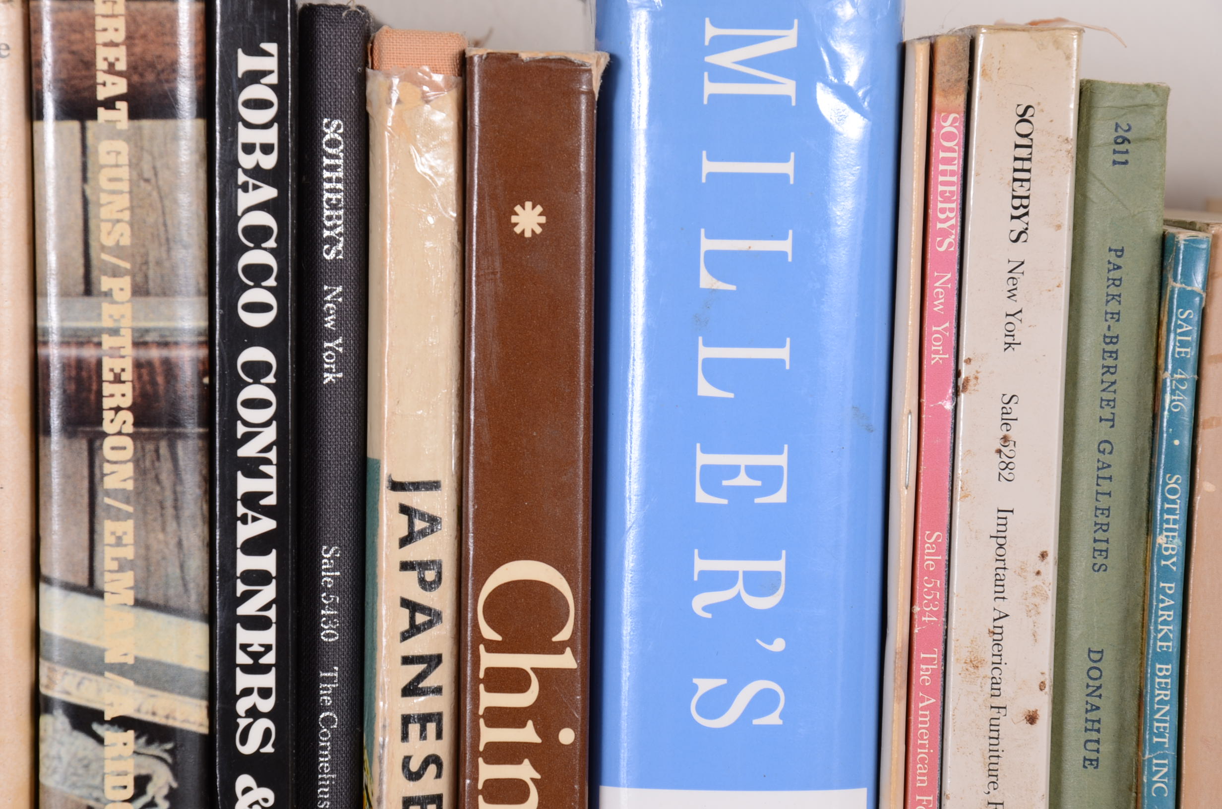 Art and Antiques Books and Reference