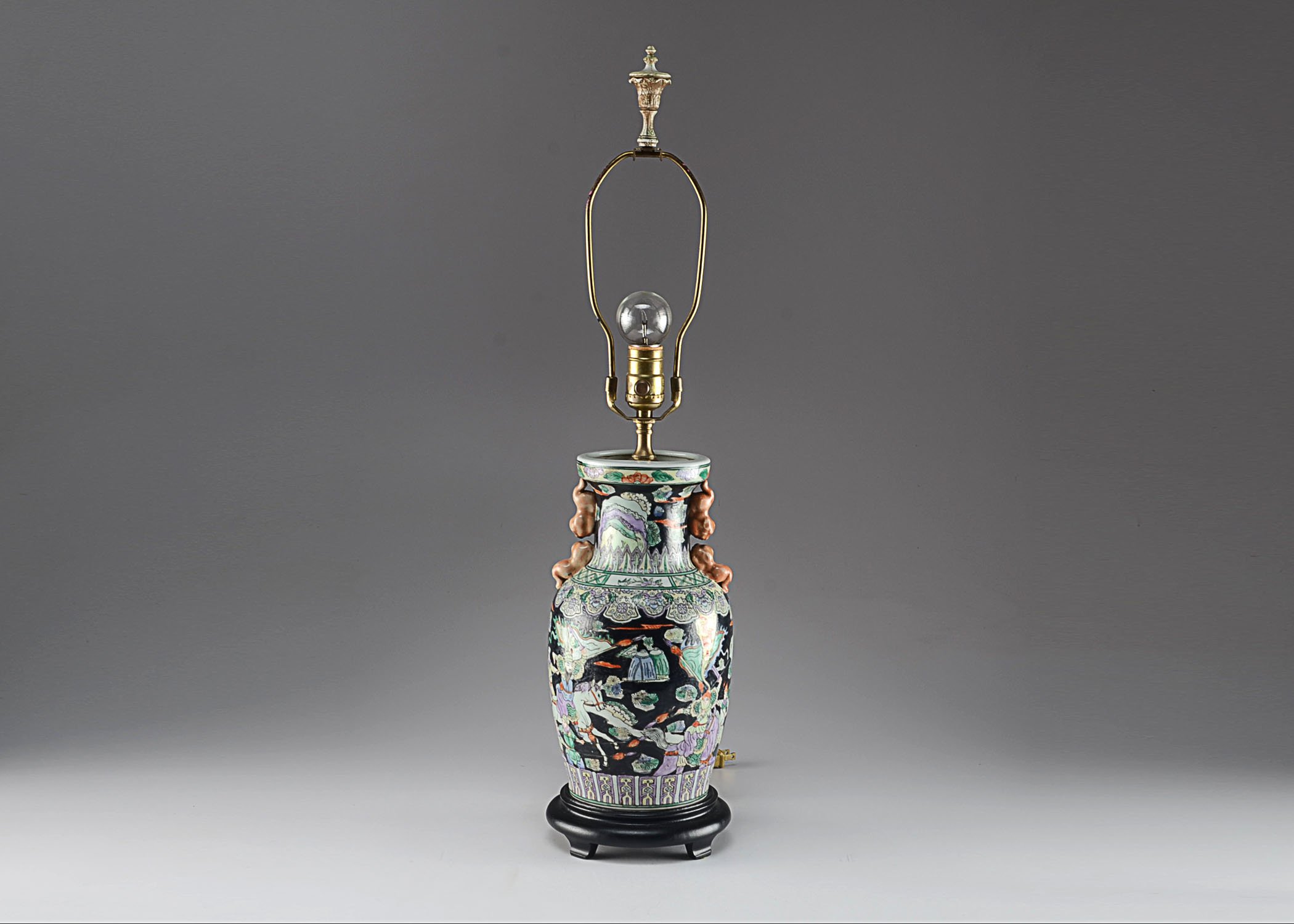 Chinese Vase Lamp